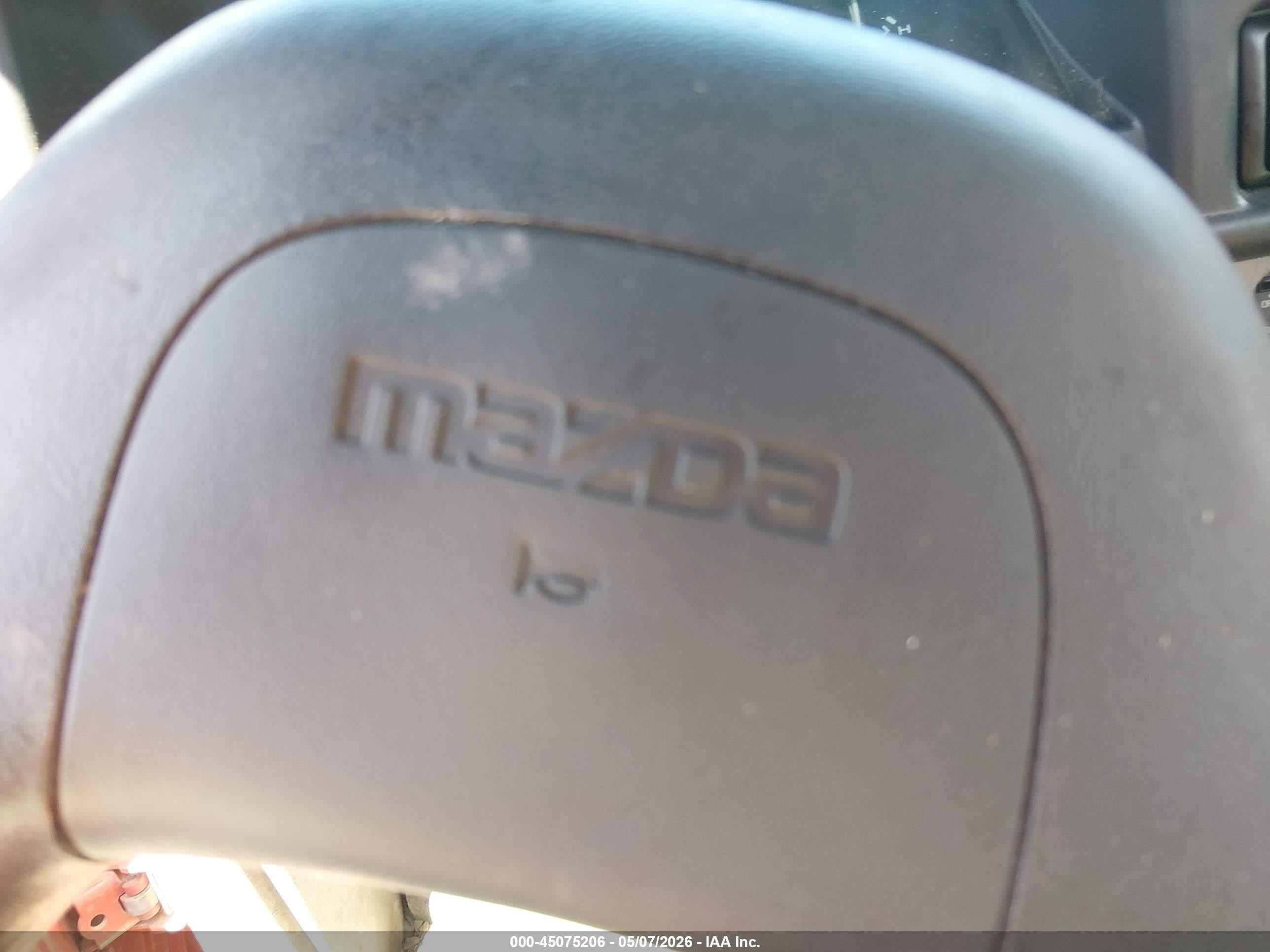 1994 Mazda B2300   Красный vin: 4F4CR12A9RTM99611