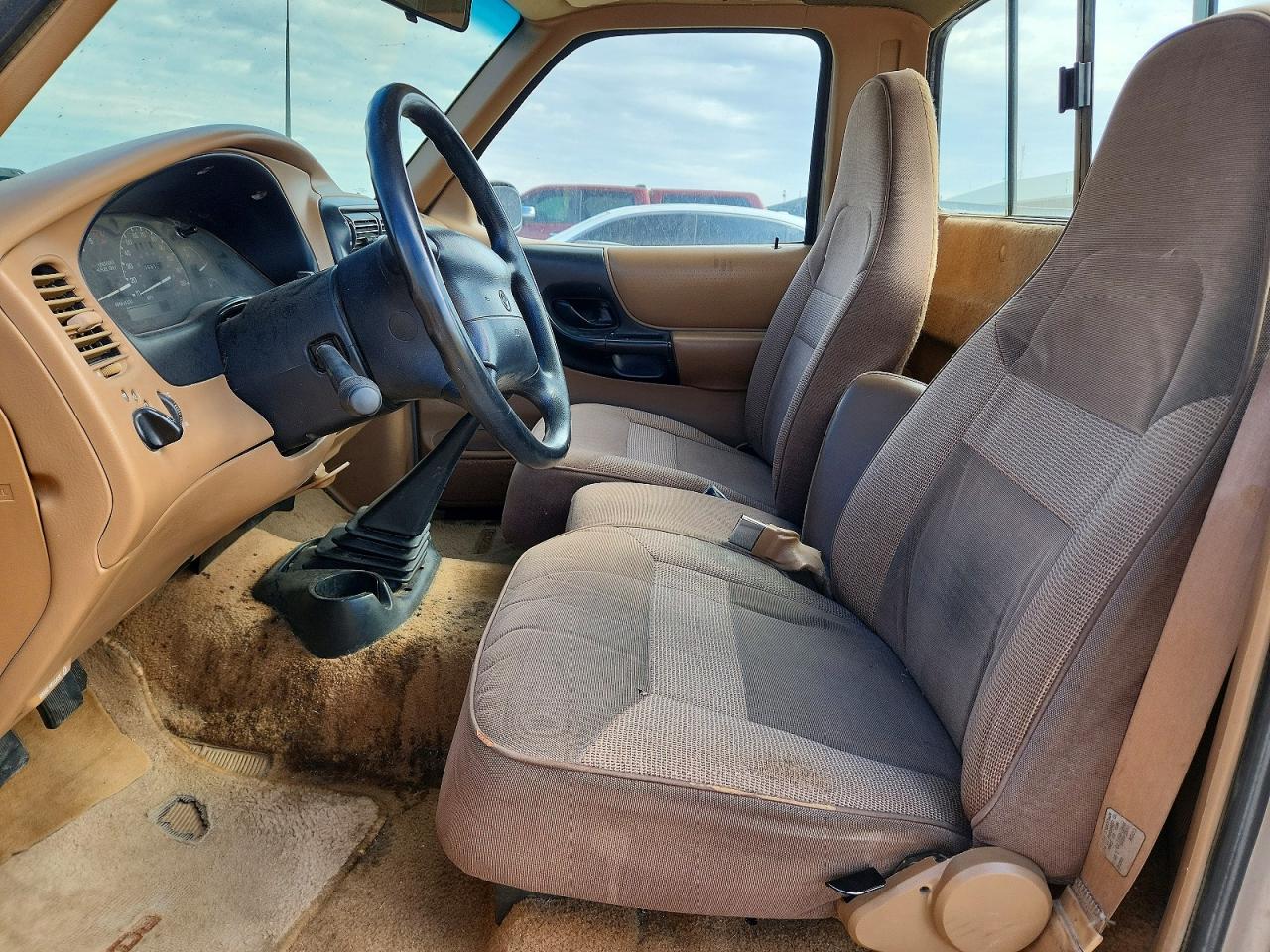 1995 Mazda B2300 Beige vin: 4F4CR12A9STM20265