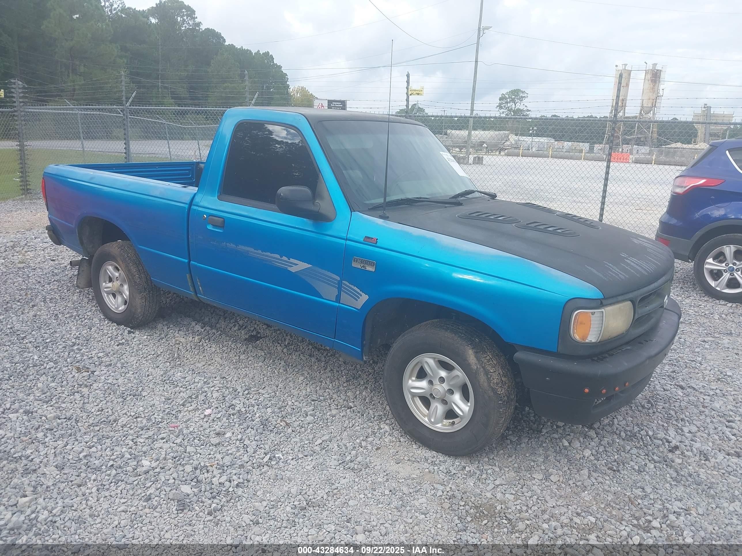 1994 Mazda B3000   Blue vin: 4F4CR12U3RTN09124
