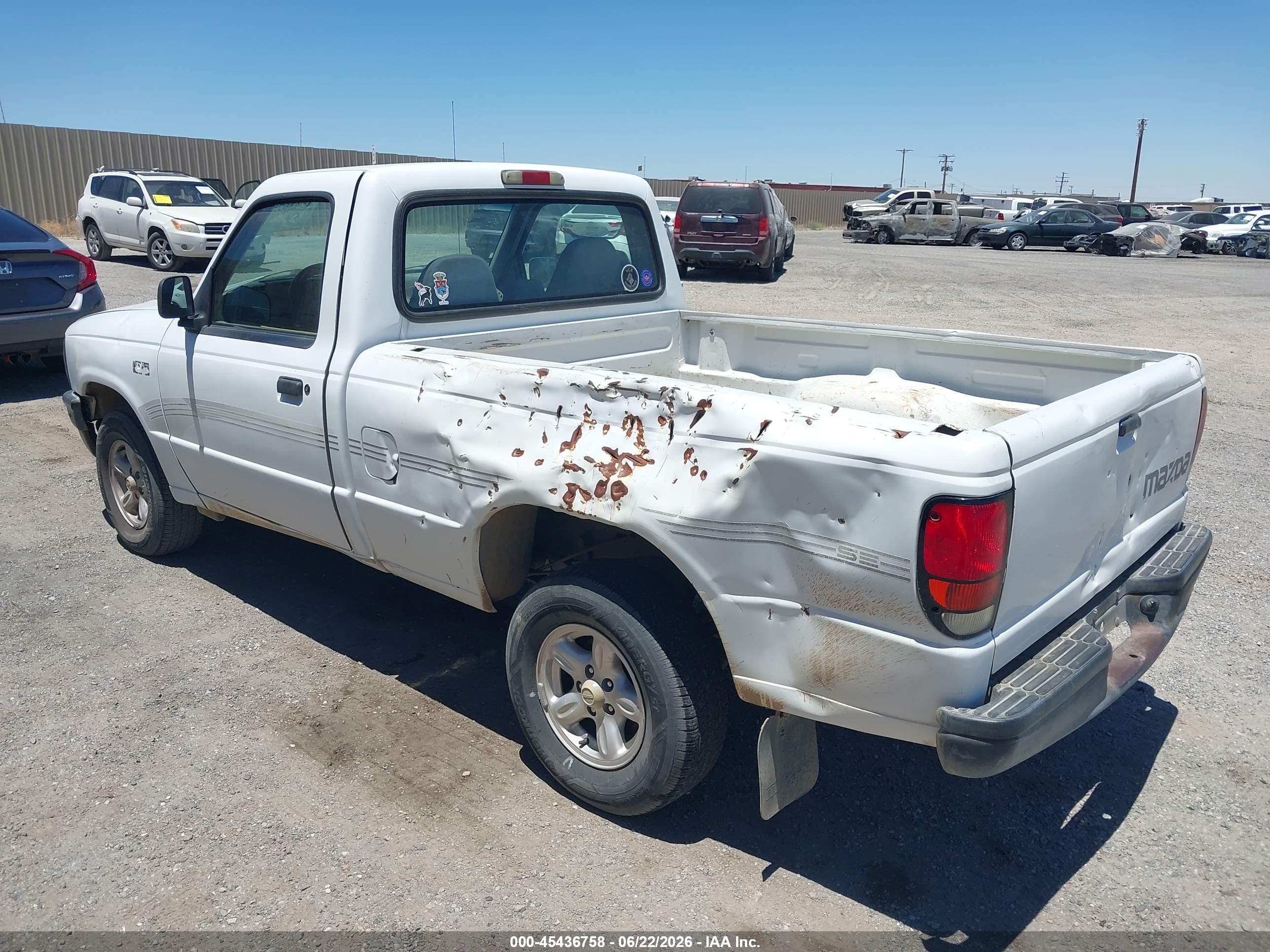 1994 Mazda B3000   White vin: 4F4CR12U7RTM47176
