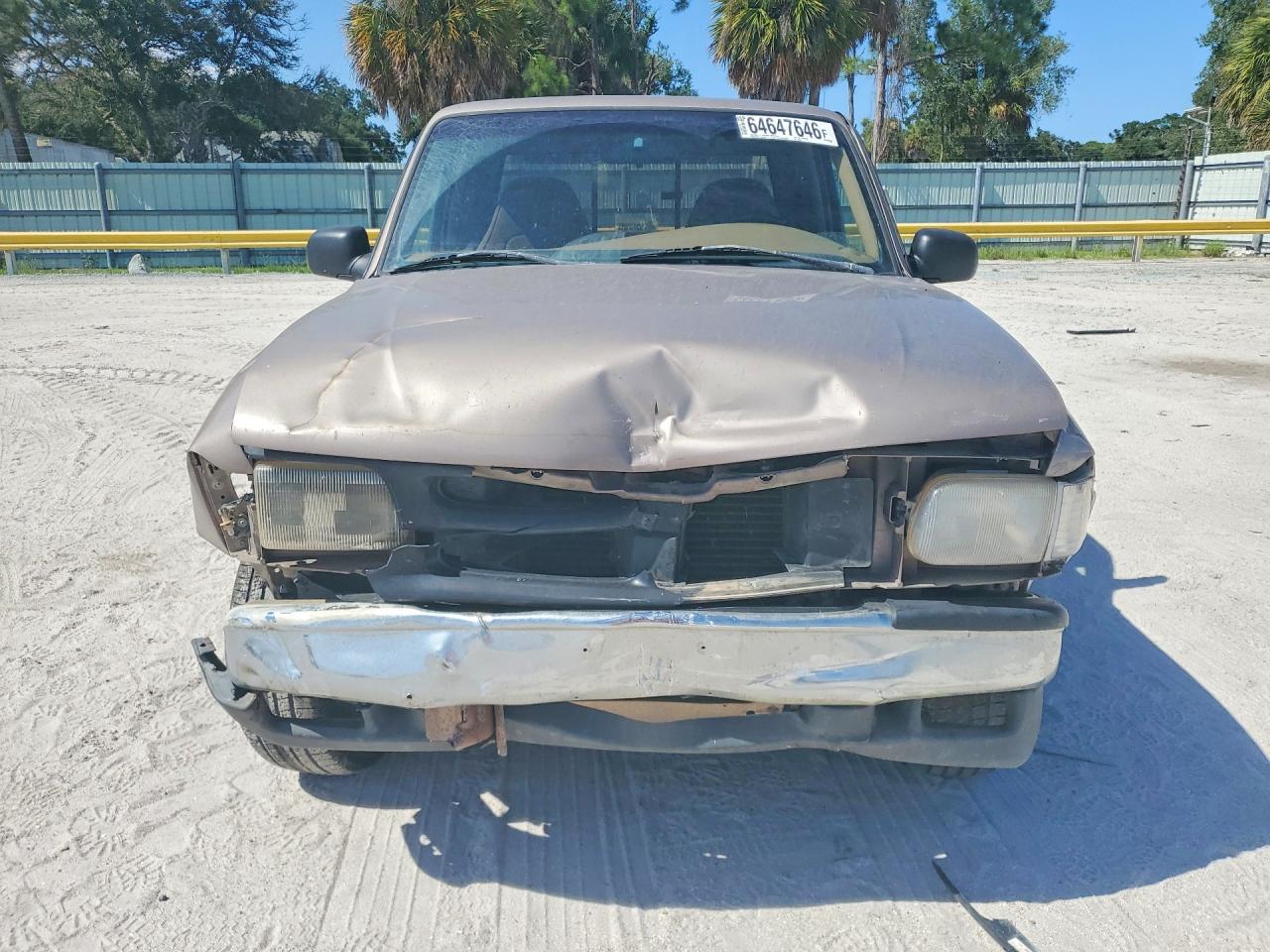 1996 Mazda B2300 Cab Plus Beige vin: 4F4CR16A2TTM04291