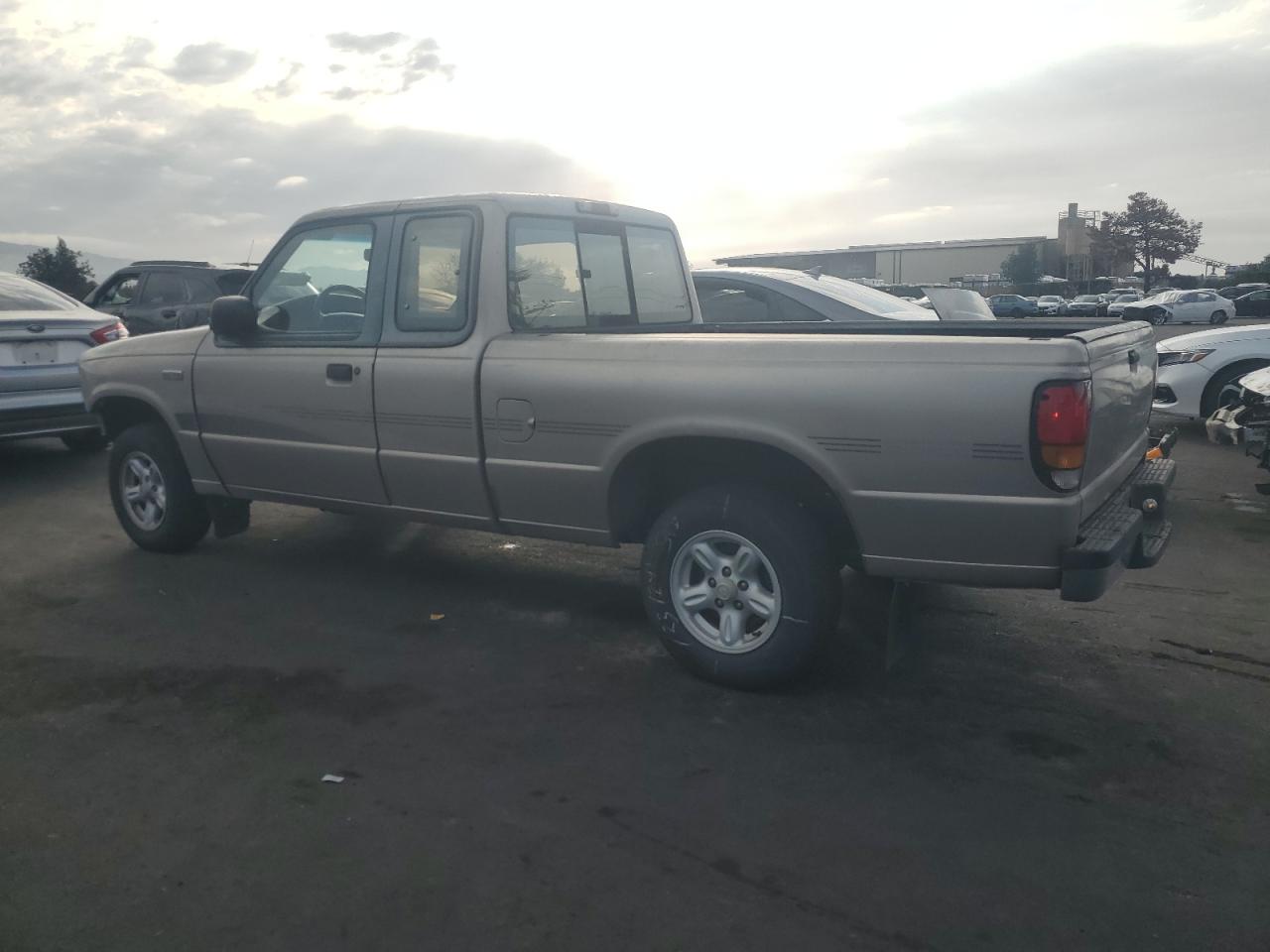 1996 Mazda B2300 Cab Plus Silver vin: 4F4CR16A3TTM29958