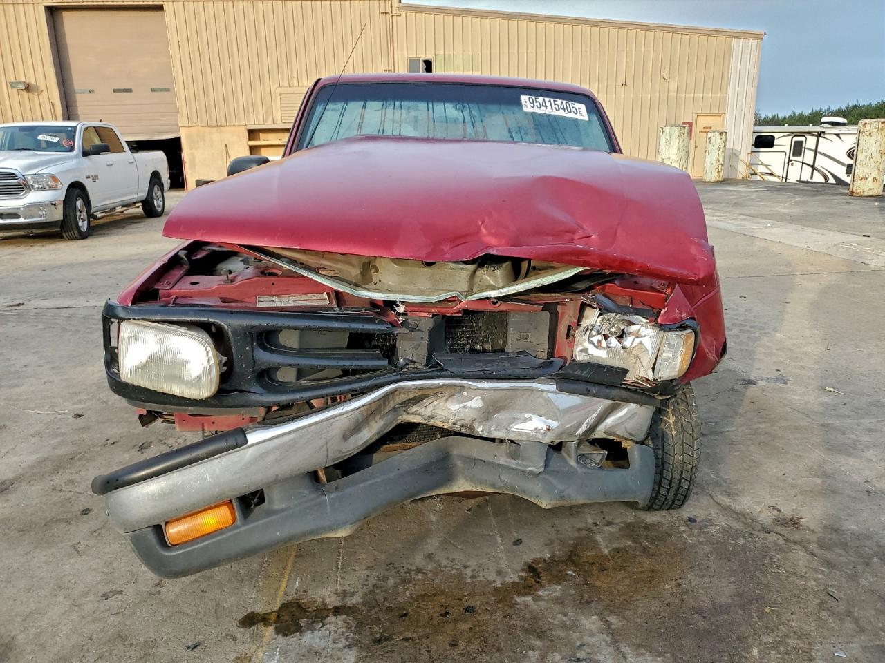 1996 Mazda B2300 Cab Plus Бордовый vin: 4F4CR16A3TTM33346