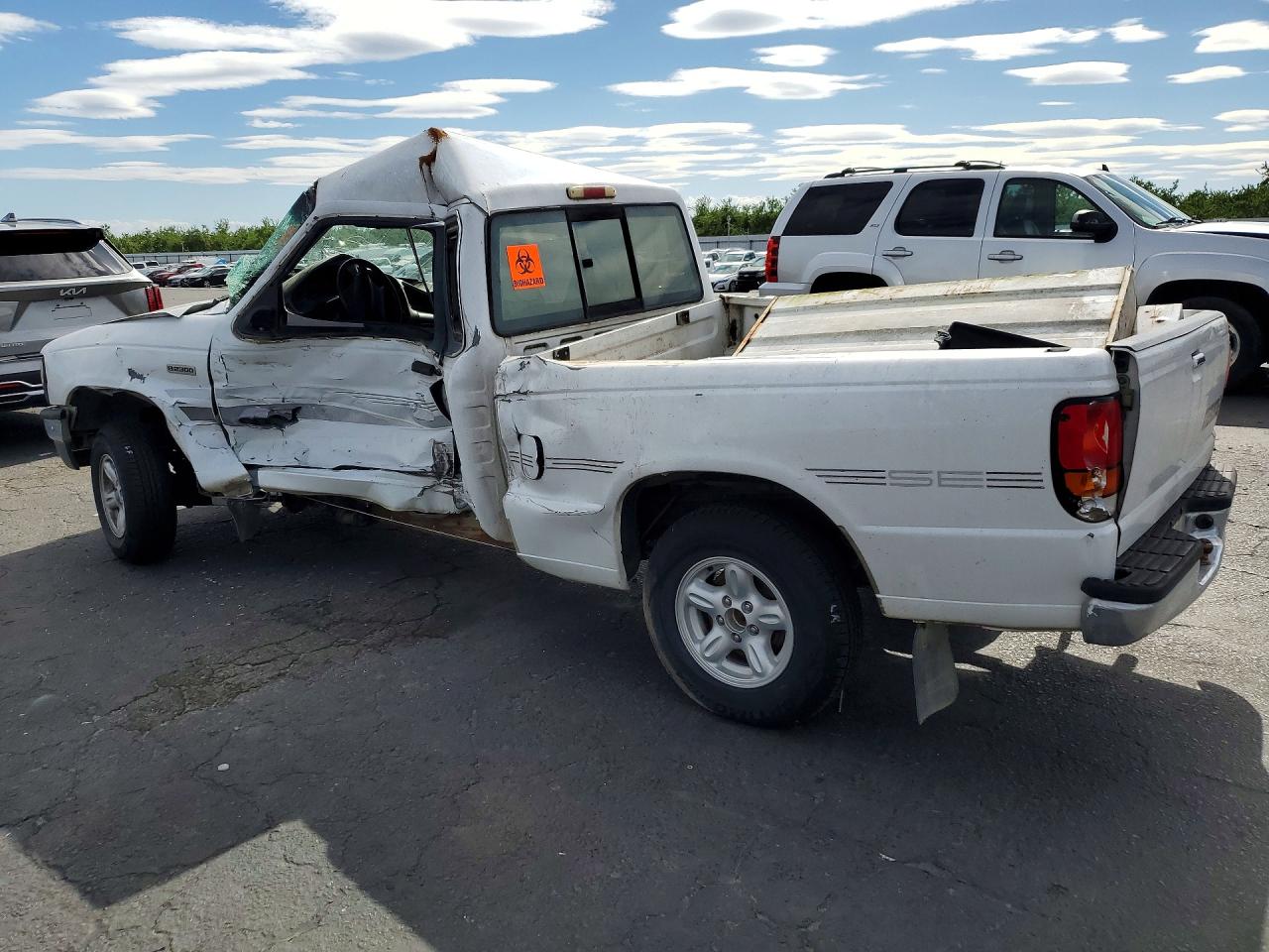 1997 Mazda B2300 Cab Plus Белый vin: 4F4CR16A5VTM34758