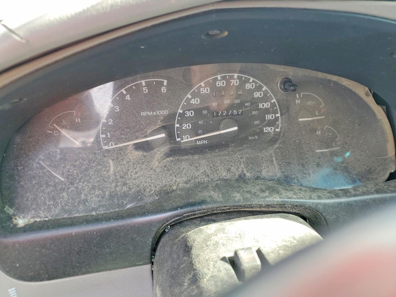 1997 Mazda B2300 Cab Plus Белый vin: 4F4CR16A5VTM34758