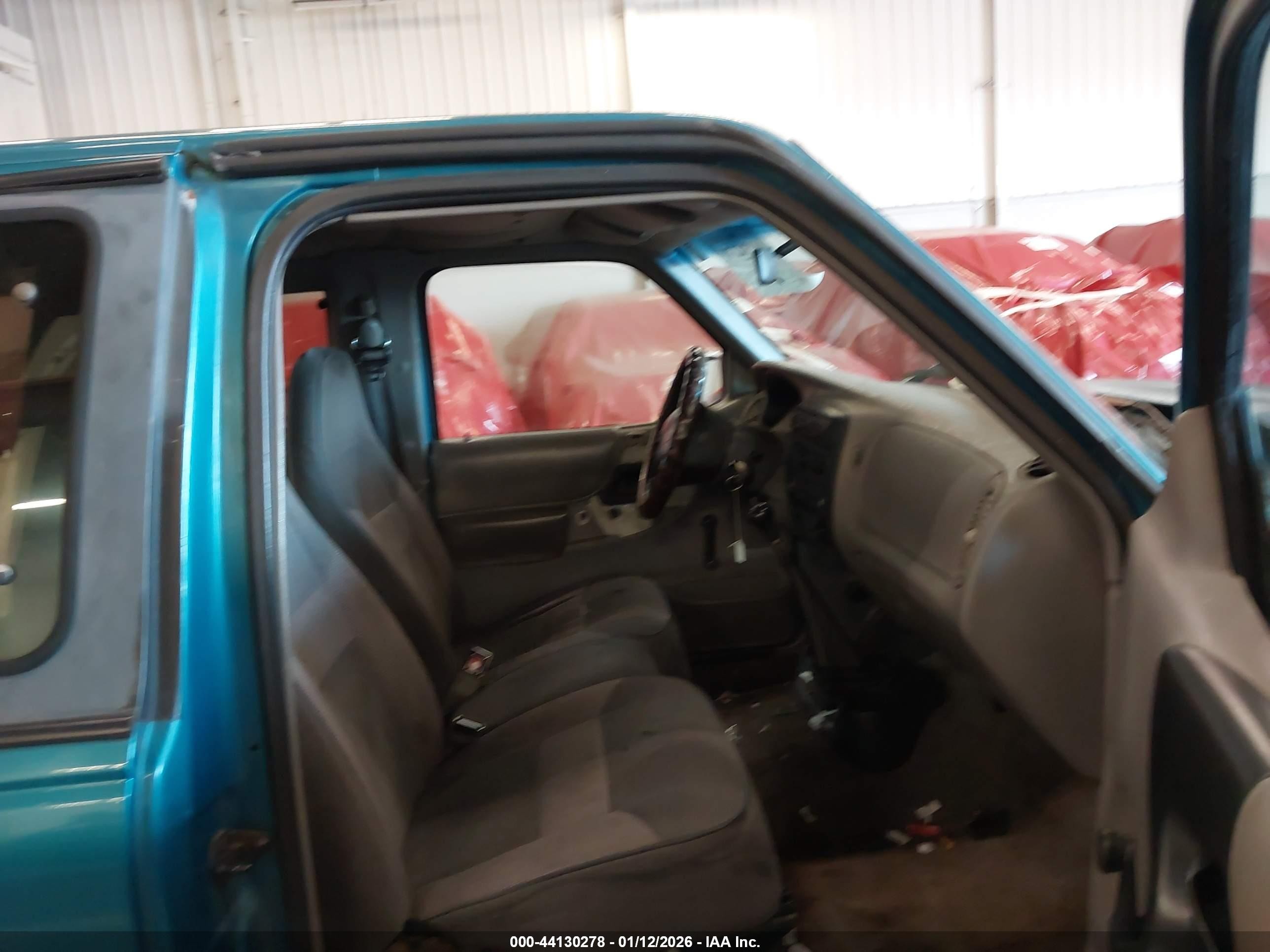 1996 Mazda B2300 Cab Plus Blue vin: 4F4CR16A9TTM06507