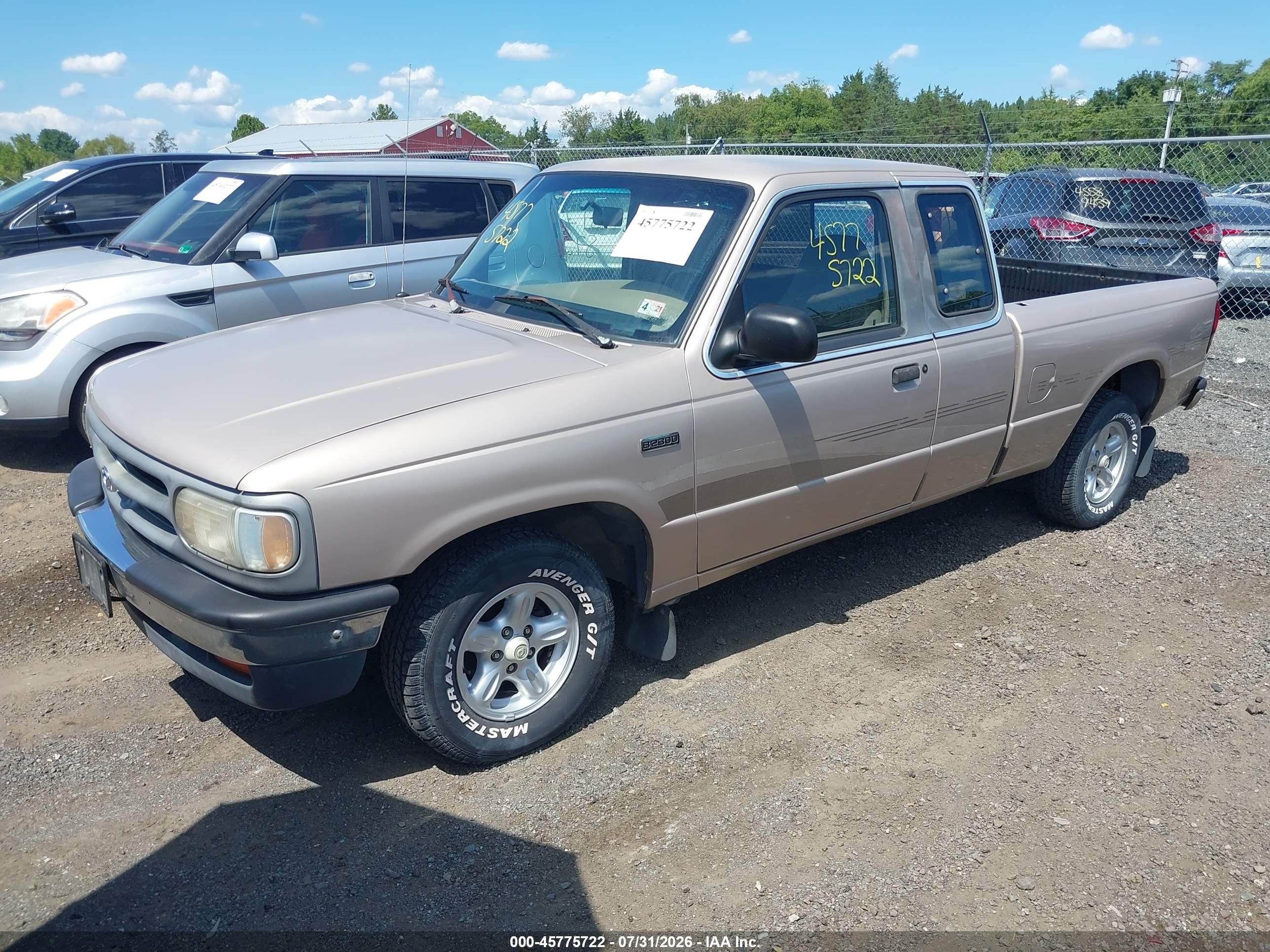 1997 Mazda B2300 Se Champagne vin: 4F4CR16AXVTM34769