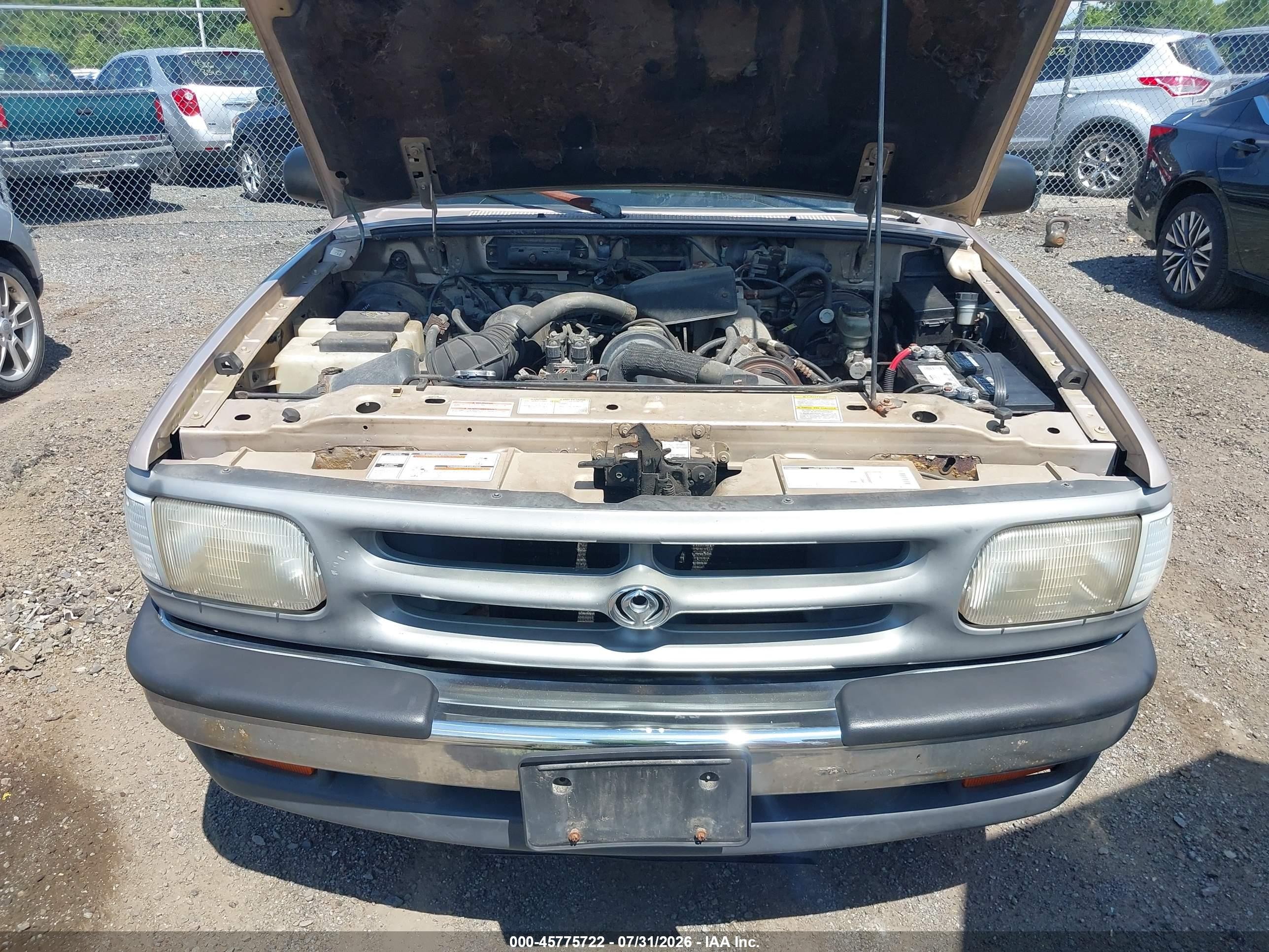 1997 Mazda B2300 Se Champagne vin: 4F4CR16AXVTM34769