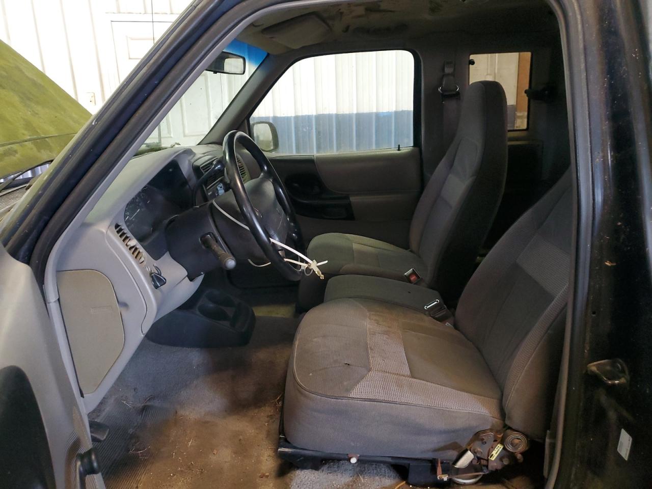 1996 Mazda B3000 Cab Plus Blue vin: 4F4CR16U1TTM10710