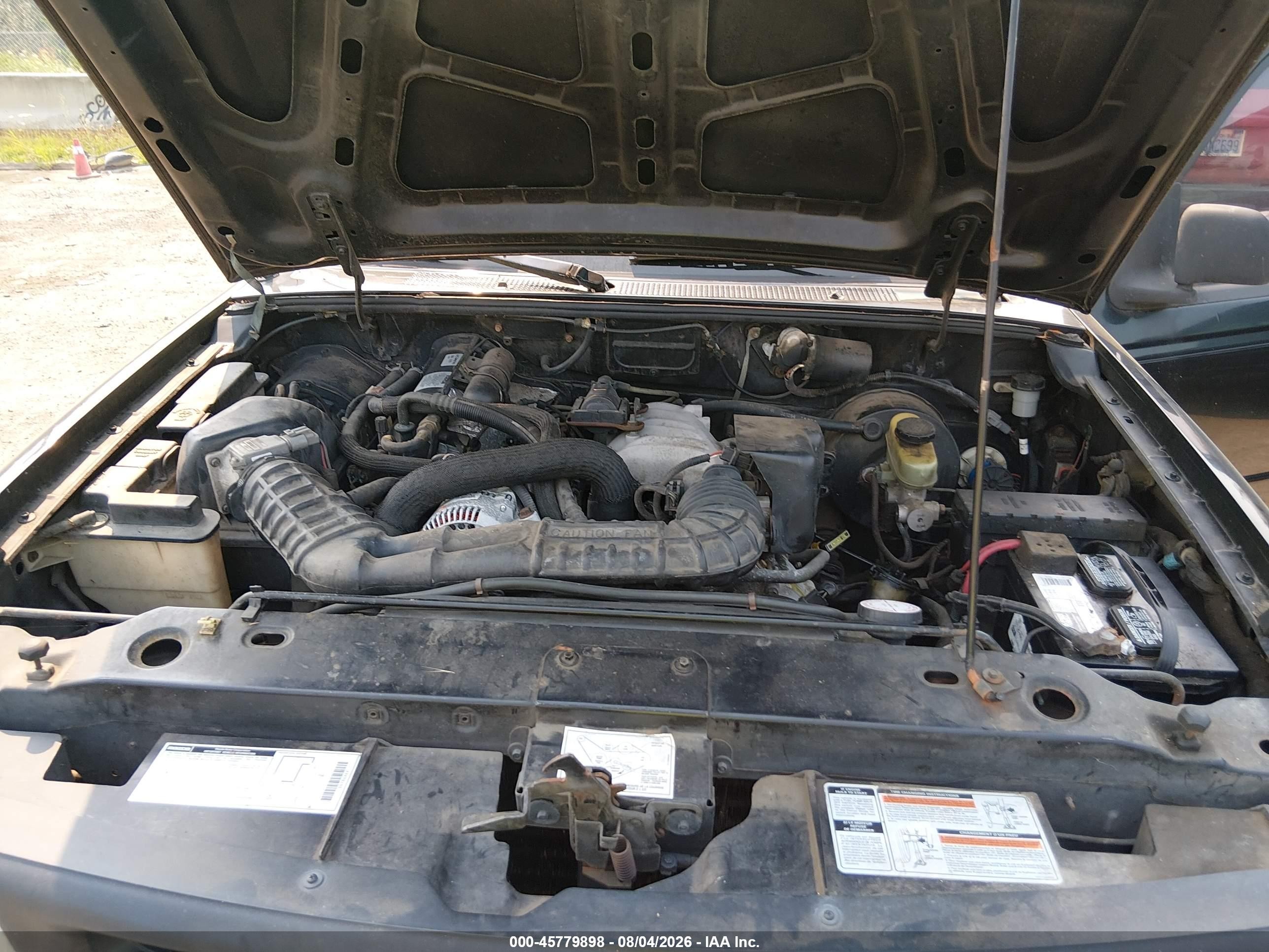 1994 Mazda B3000 Cab Plus Black vin: 4F4CR16U4RTM75379