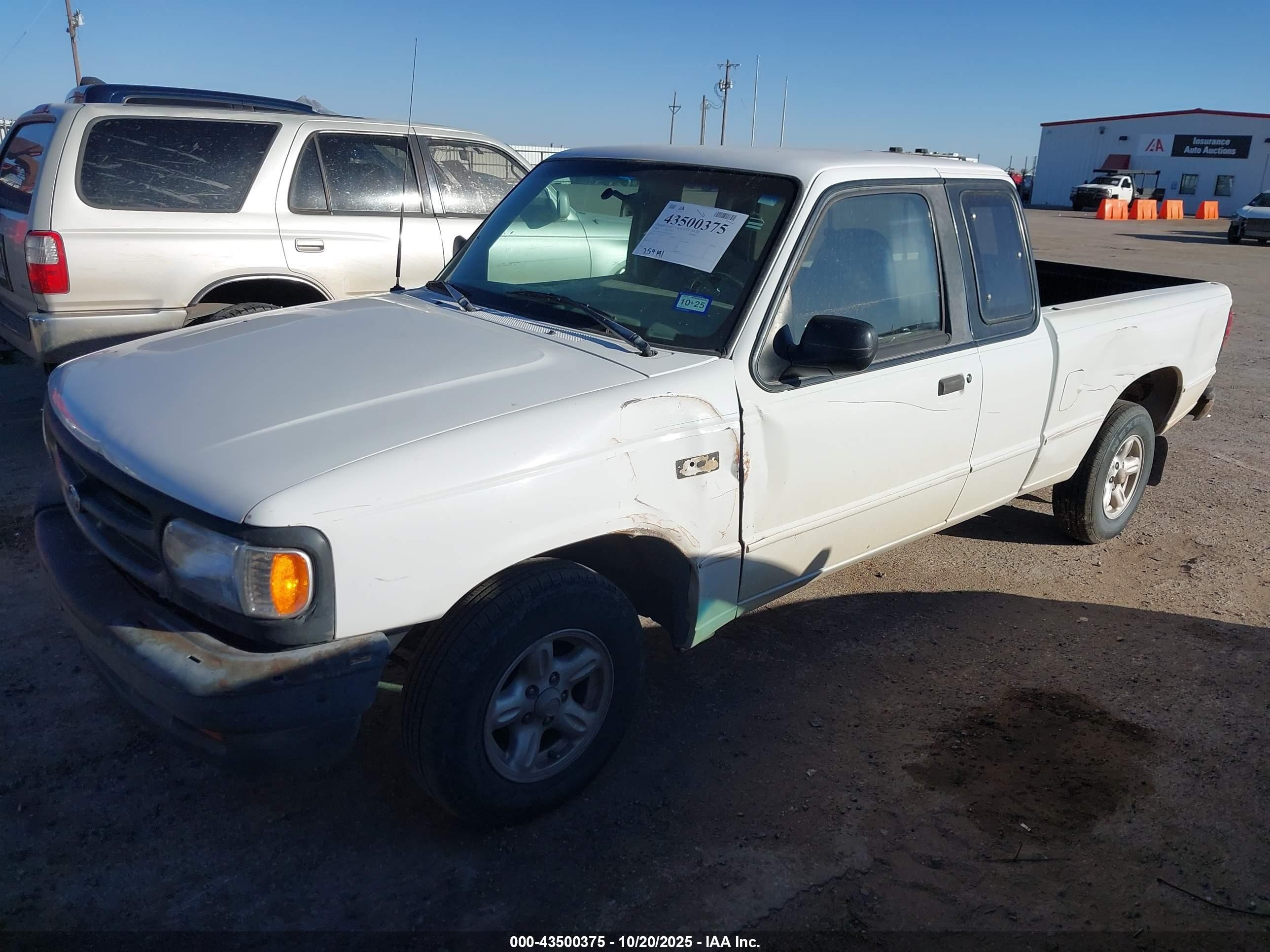 1994 Mazda B3000 Cab Plus White vin: 4F4CR16U4RTM79416