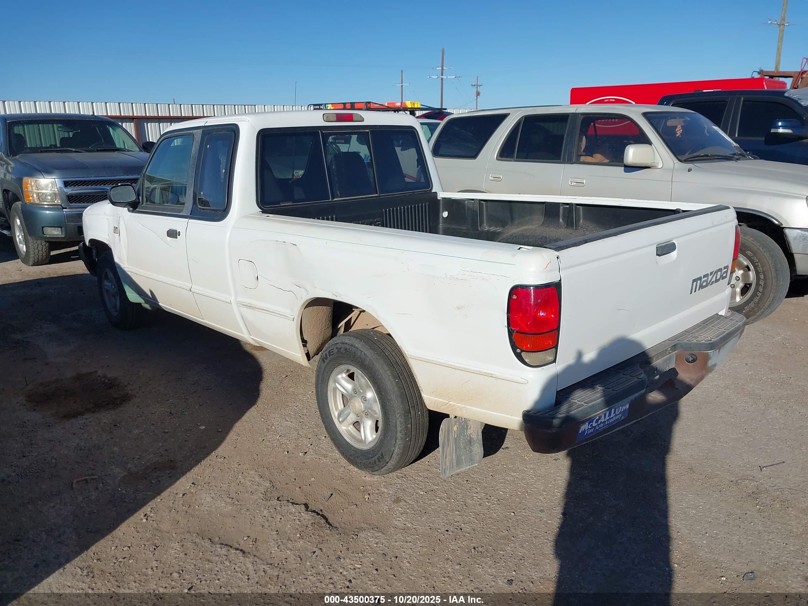 1994 Mazda B3000 Cab Plus White vin: 4F4CR16U4RTM79416