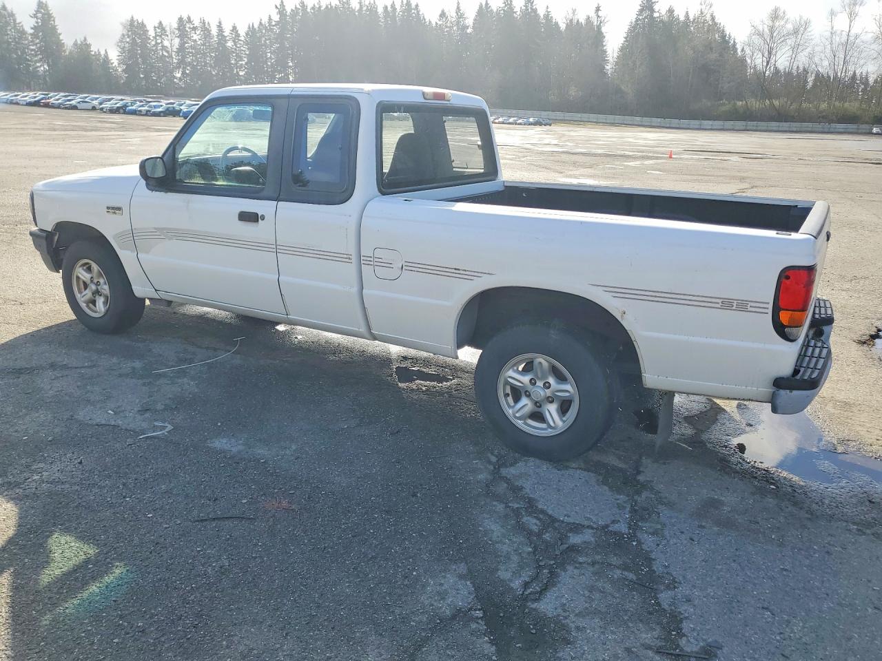 1994 Mazda B3000 Cab Plus White vin: 4F4CR16U4RTN00328