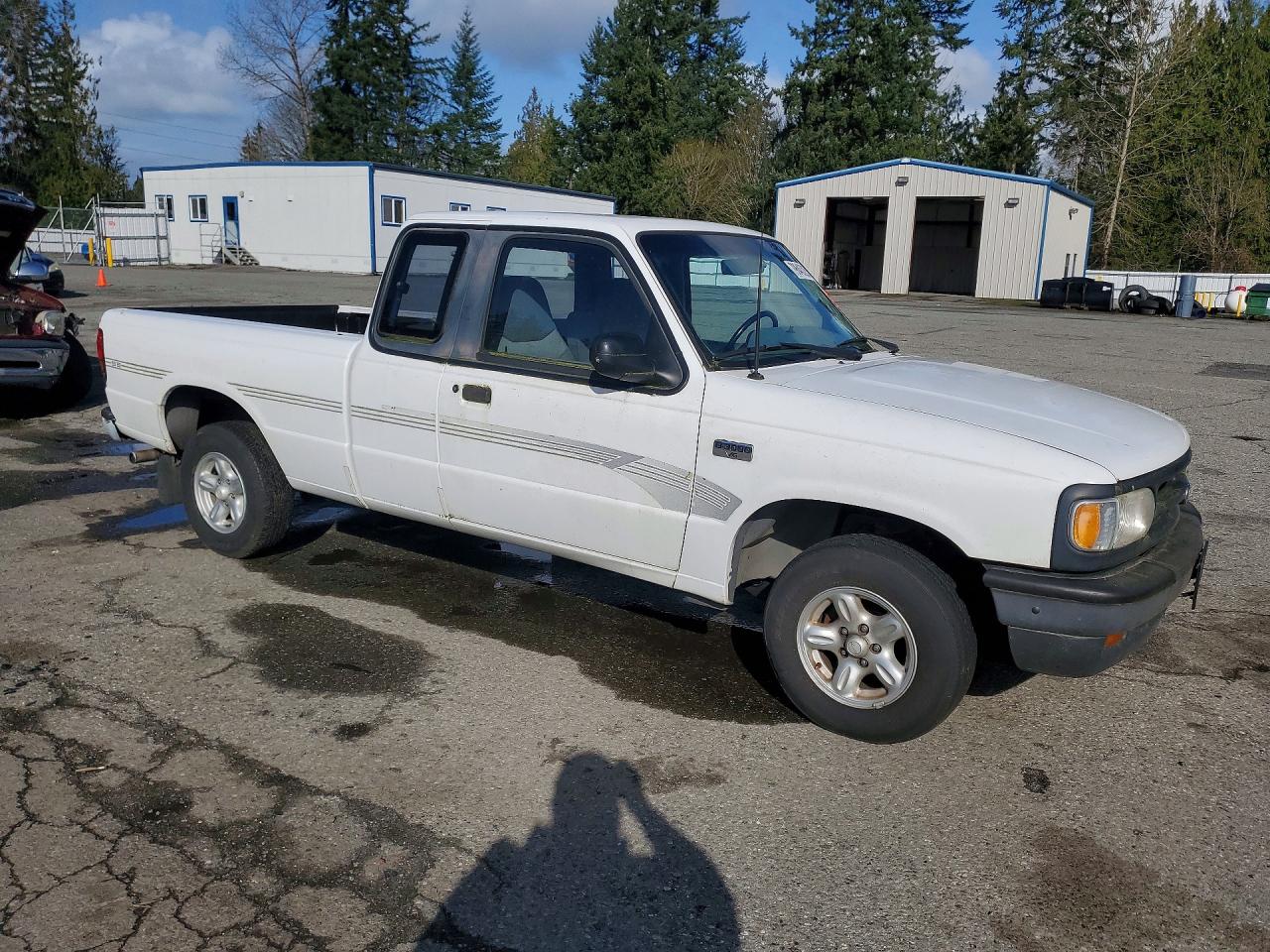 1994 Mazda B3000 Cab Plus White vin: 4F4CR16U4RTN00328