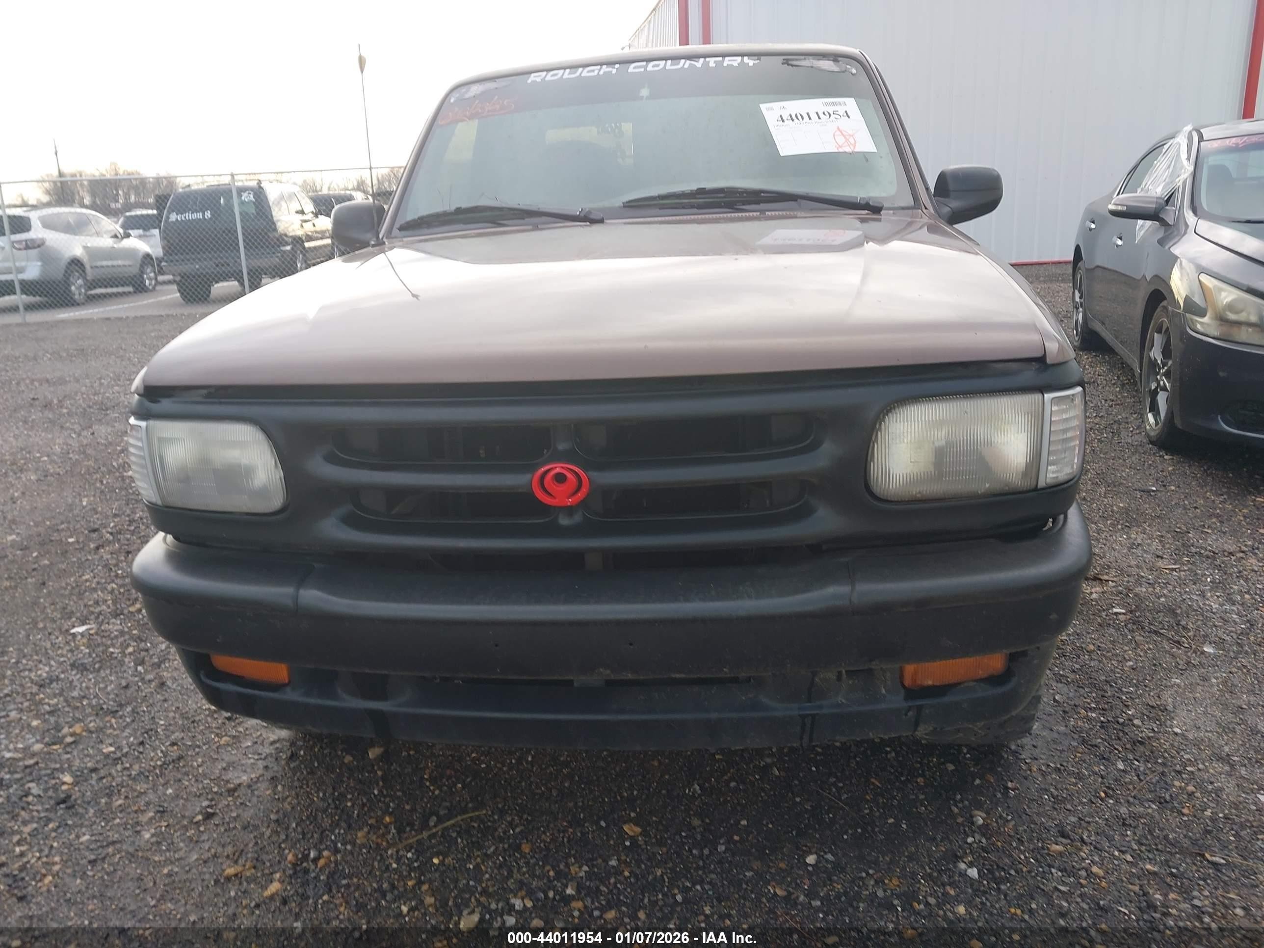 1994 Mazda B3000 Cab Plus Brown vin: 4F4CR16U5RTM93003
