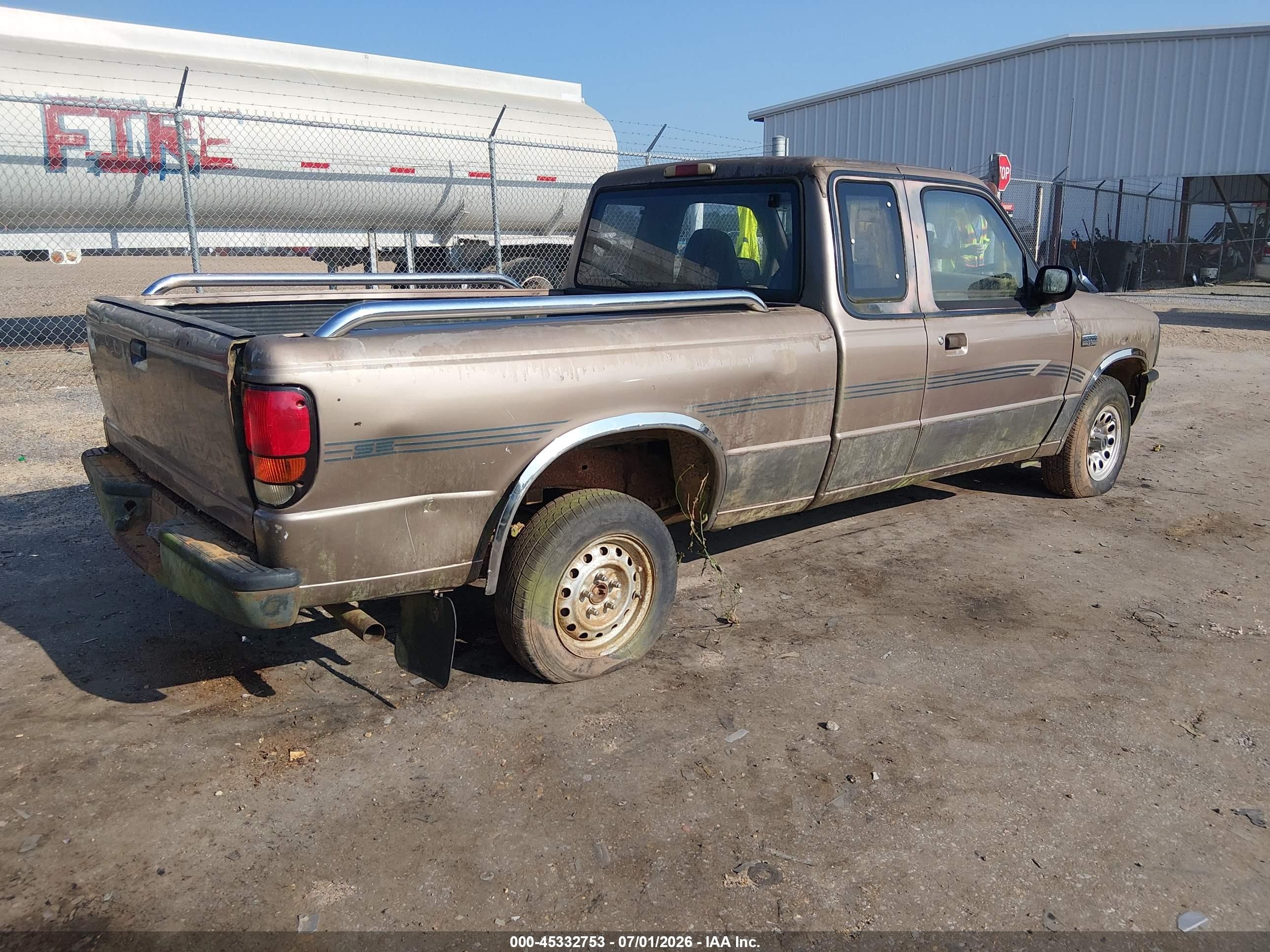 1994 Mazda B3000 Cab Plus Brown vin: 4F4CR16U7RTM57894