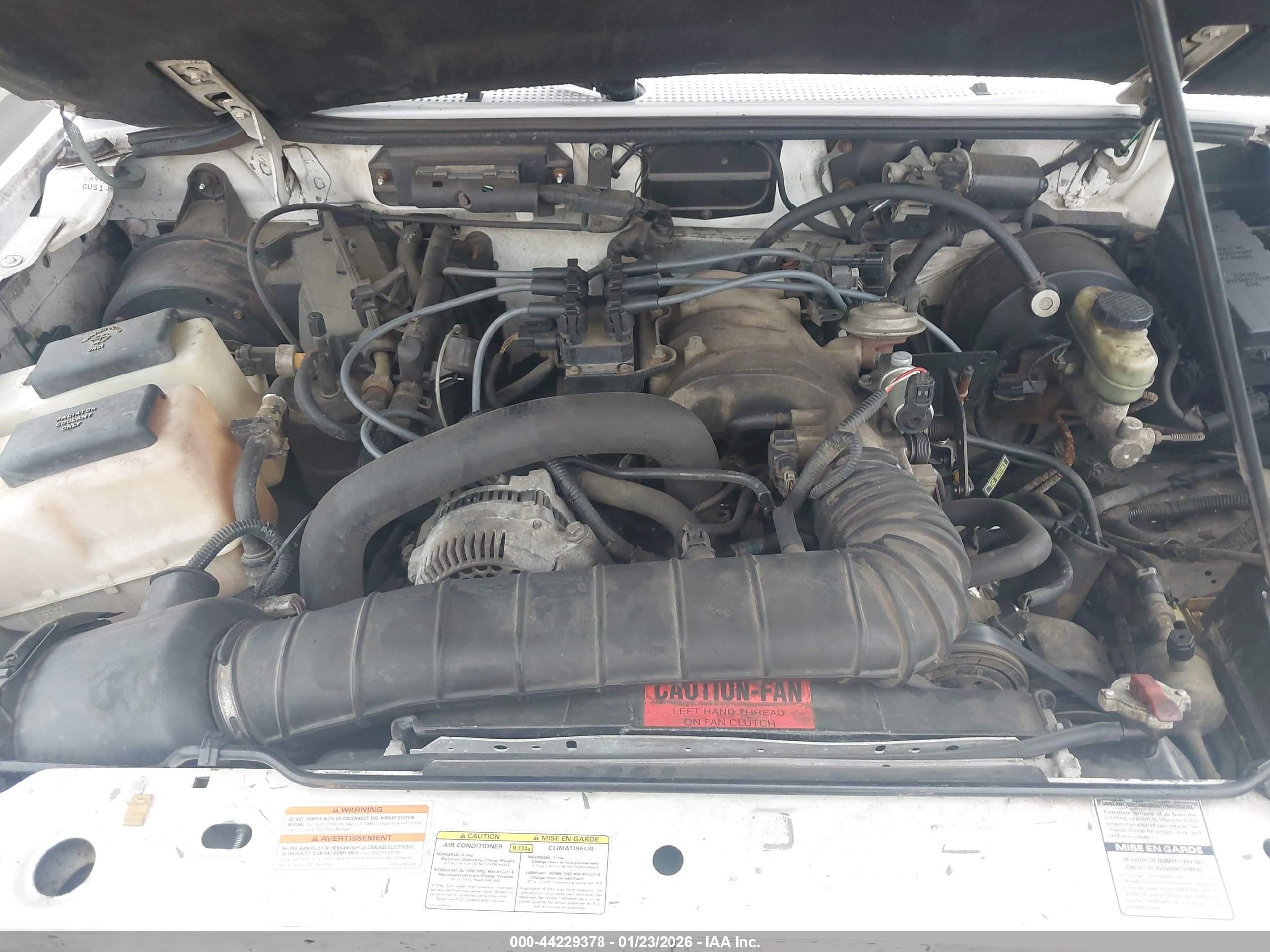 1996 Mazda B3000 Cab Plus White vin: 4F4CR16UXTTM22614