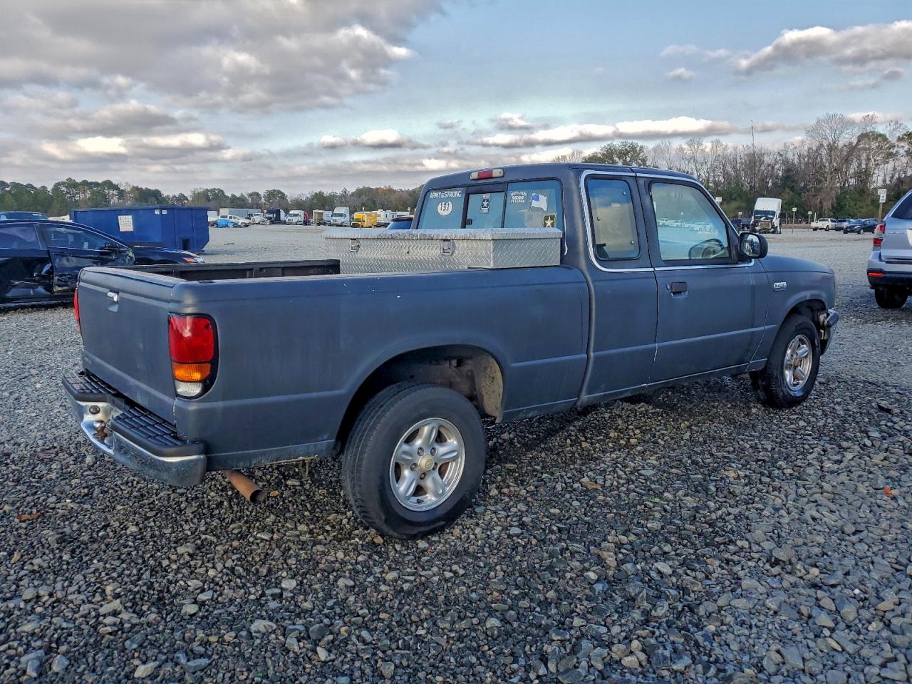 1997 Mazda B4000 Cab Plus Gray vin: 4F4CR16X5VTM17592