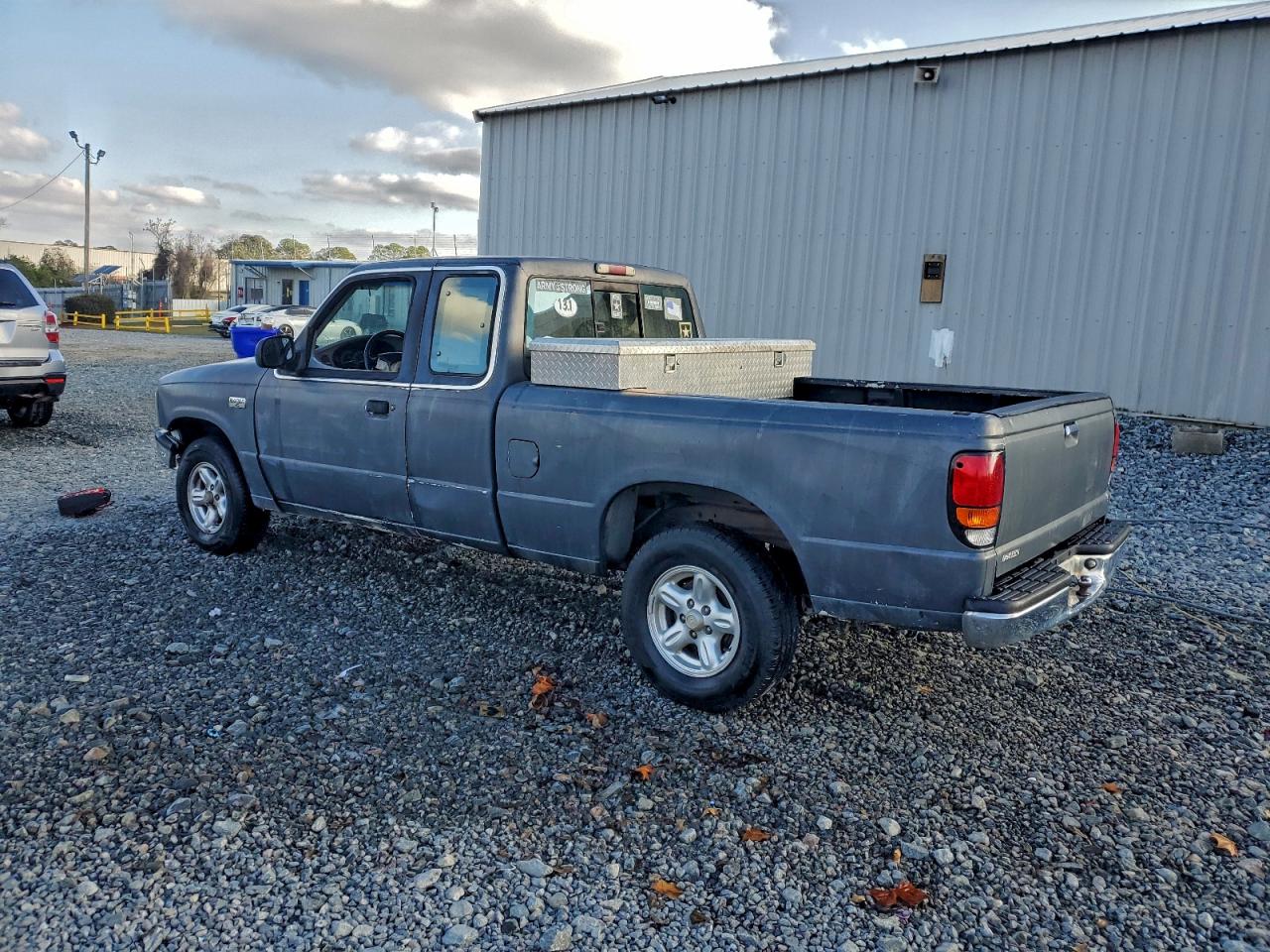 1997 Mazda B4000 Cab Plus Gray vin: 4F4CR16X5VTM17592