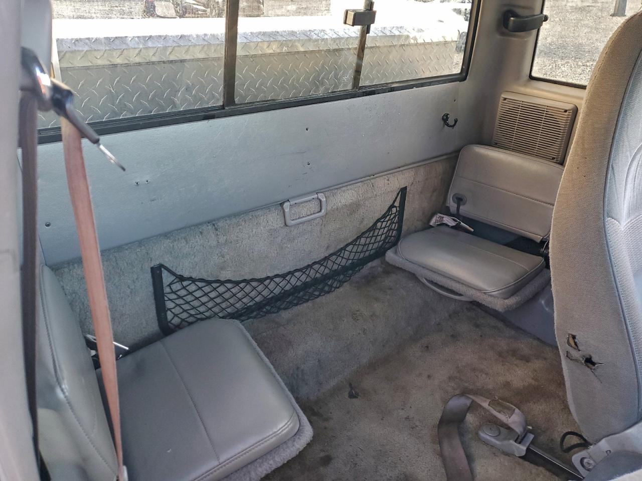 1997 Mazda B4000 Cab Plus Gray vin: 4F4CR16X5VTM17592