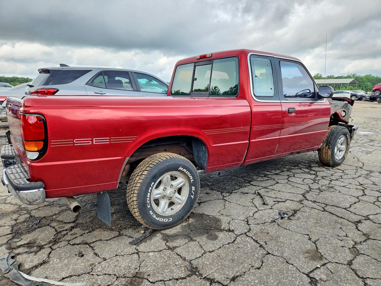 1997 Mazda B4000 Cab Plus Red vin: 4F4CR16X5VTM26910