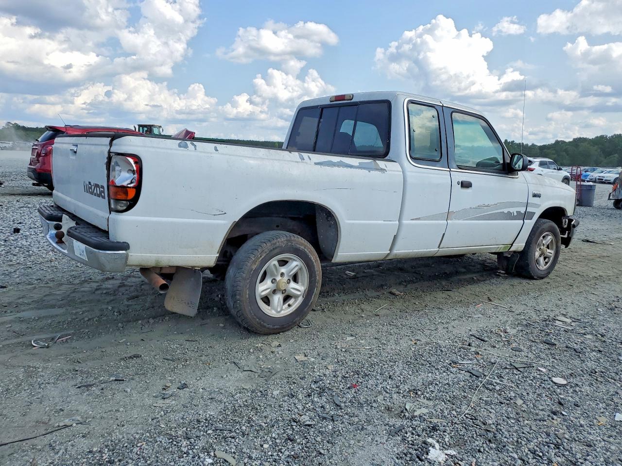 1997 Mazda B4000 Cab Plus White vin: 4F4CR16X6VTM17651