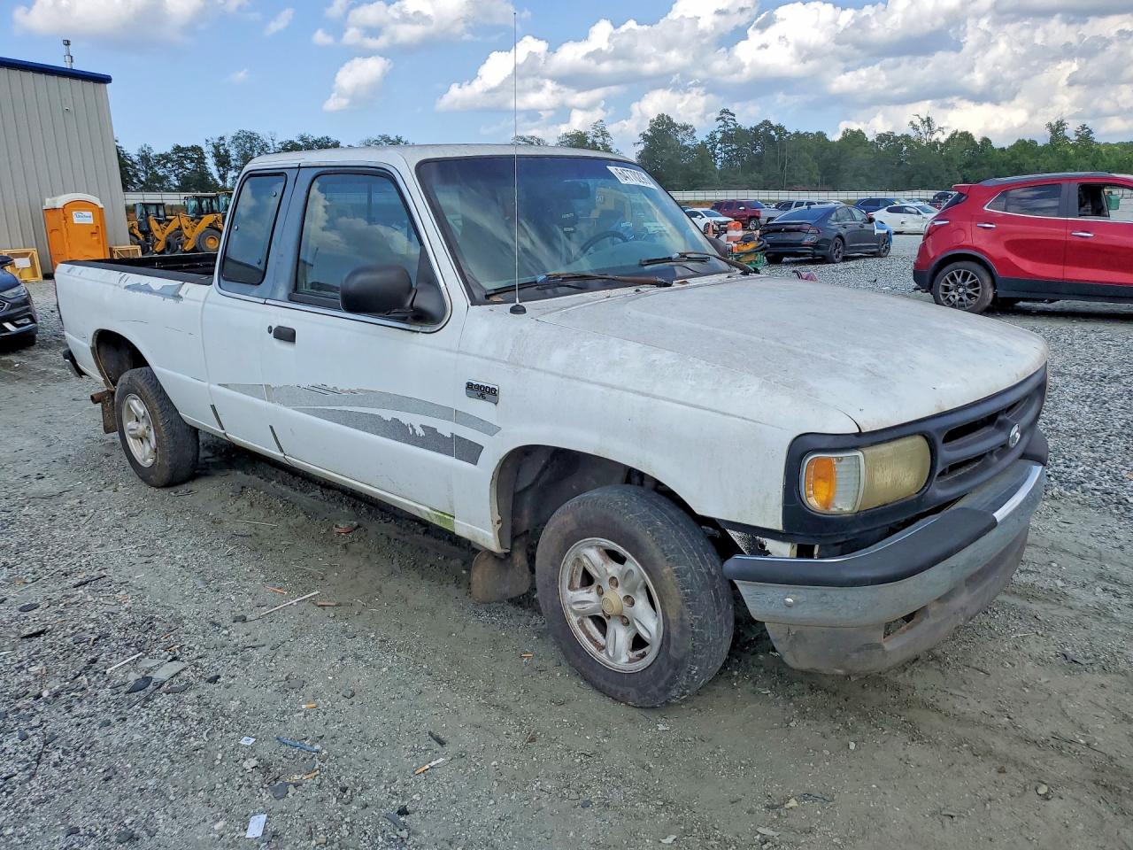 1997 Mazda B4000 Cab Plus White vin: 4F4CR16X6VTM17651