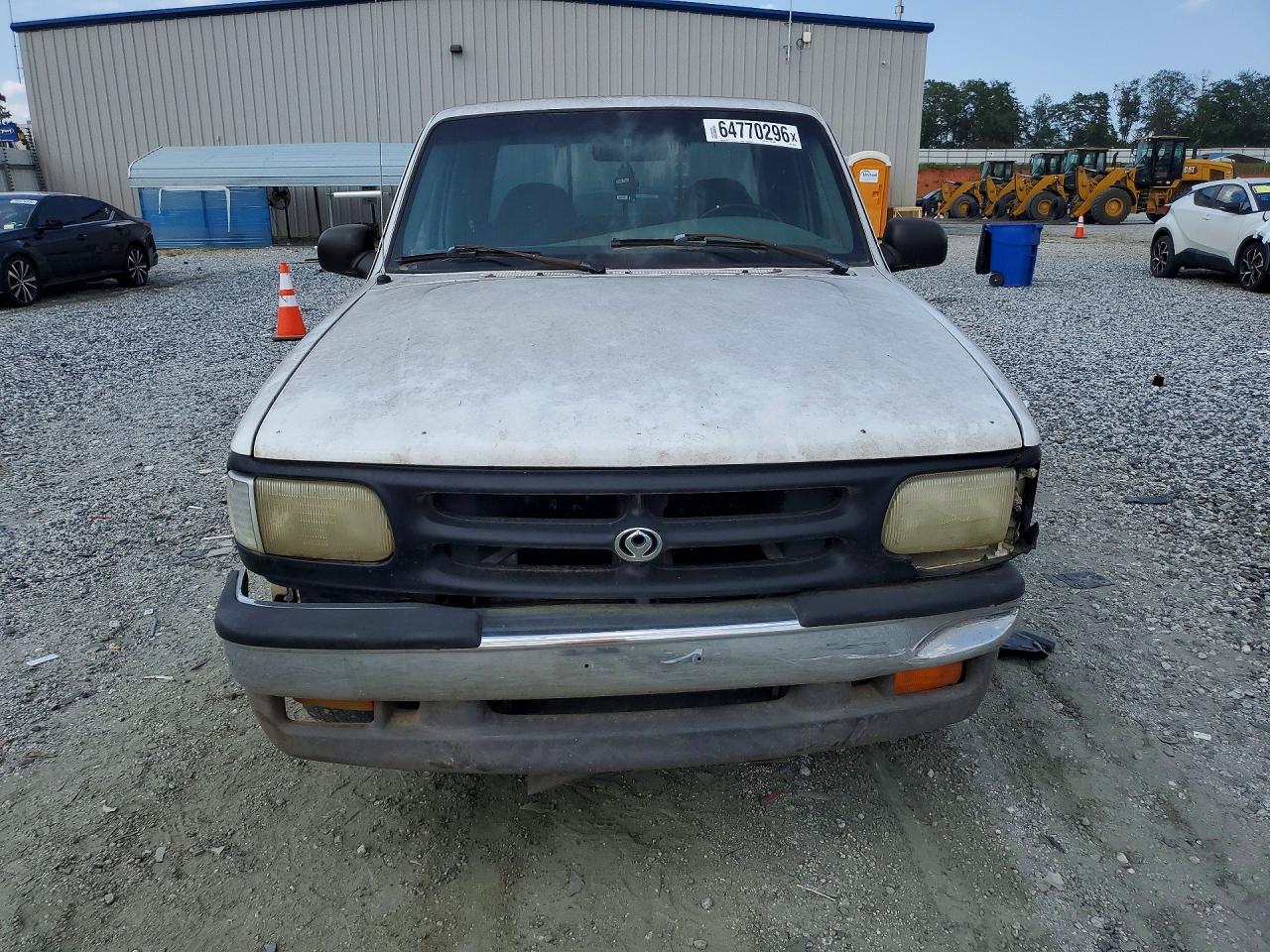 1997 Mazda B4000 Cab Plus White vin: 4F4CR16X6VTM17651