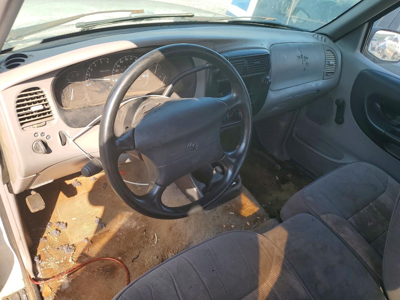 1997 Mazda B4000 Cab Plus White vin: 4F4CR16X6VTM17651