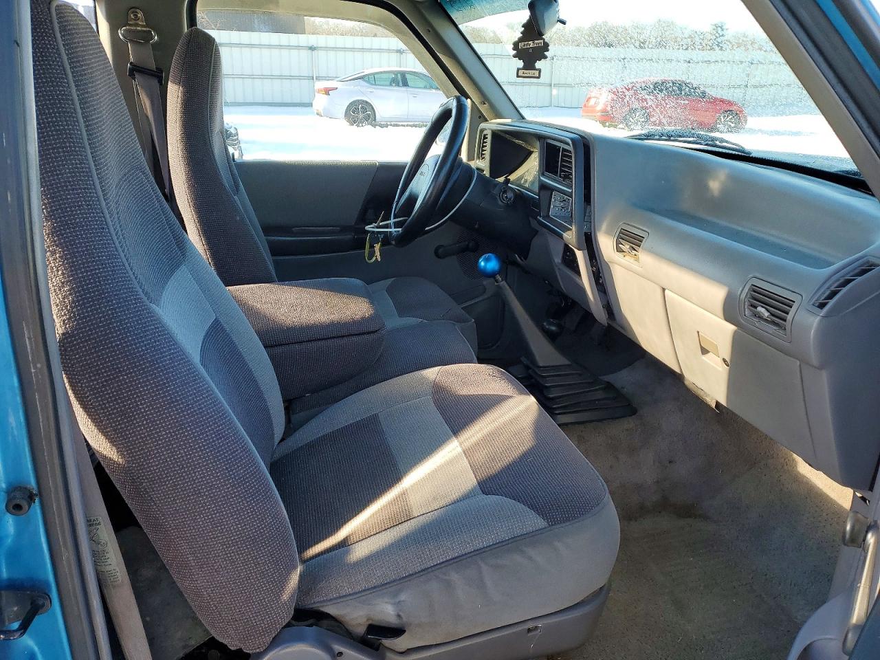 1994 Mazda B3000 Blue vin: 4F4CR17U0RTN08473