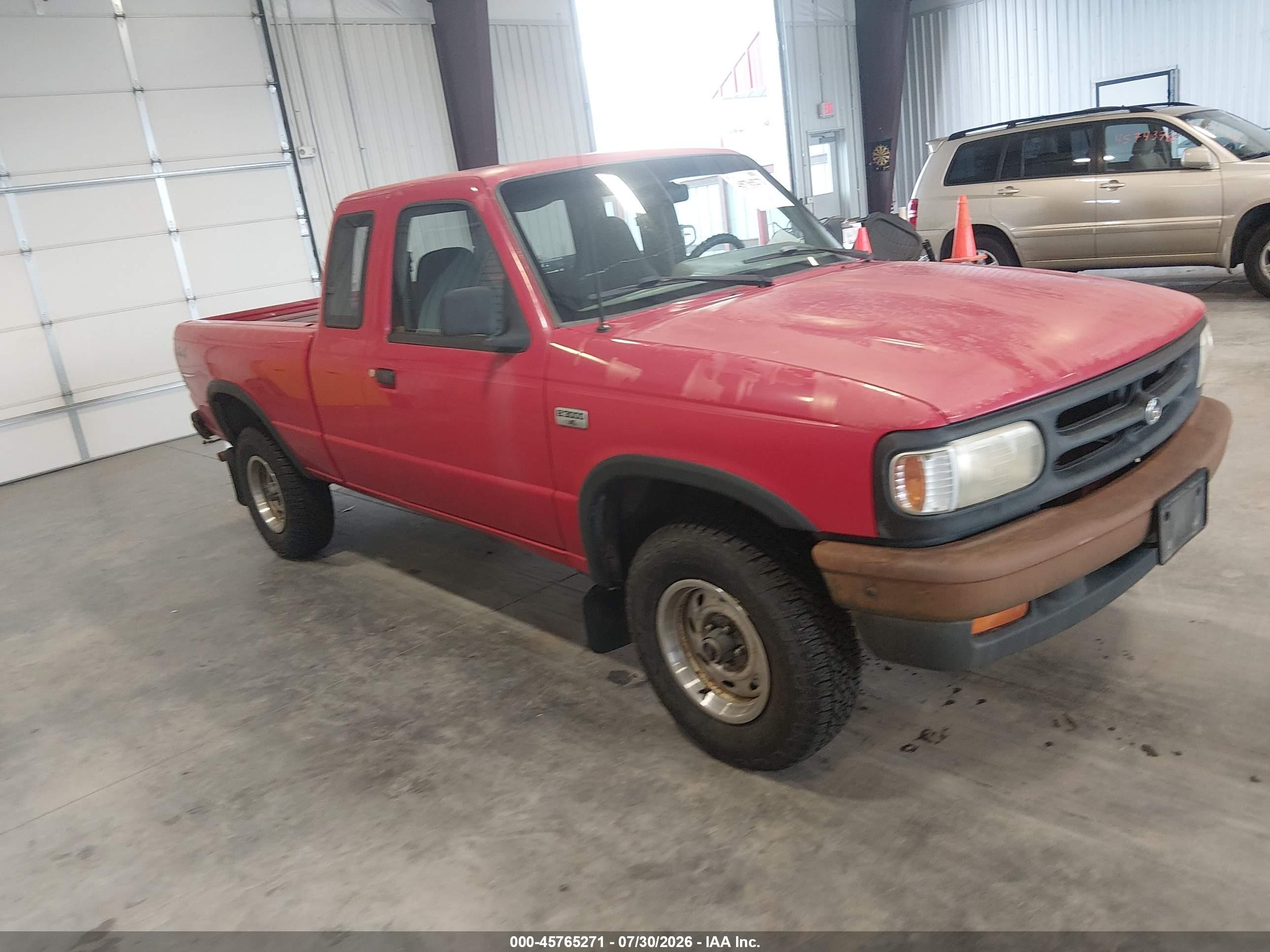 1994 Mazda B3000 Cab Plus Red vin: 4F4CR17U8RTN07782