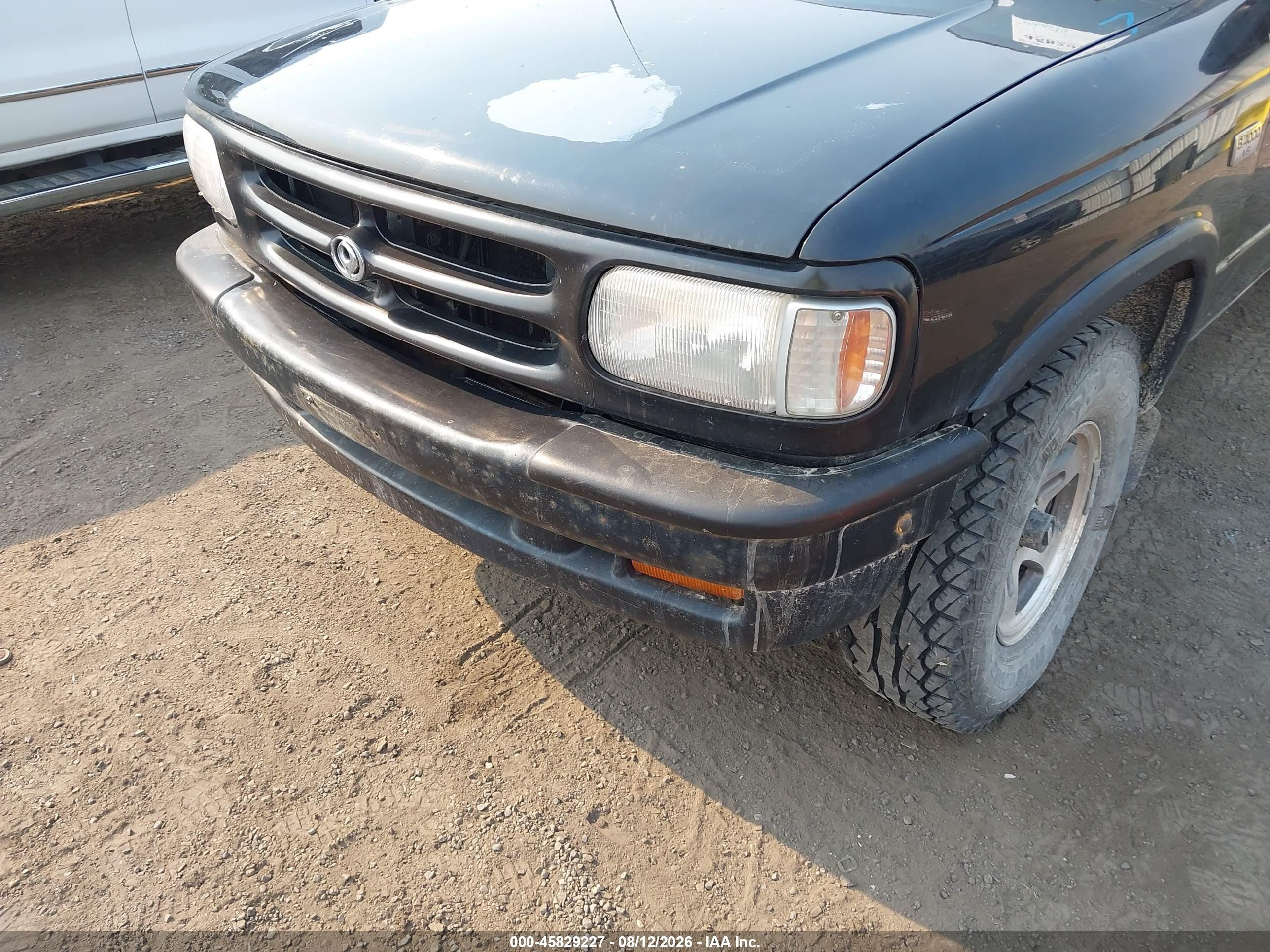 1994 Mazda B4000 Cab Plus Black vin: 4F4DR17X0RTM60620