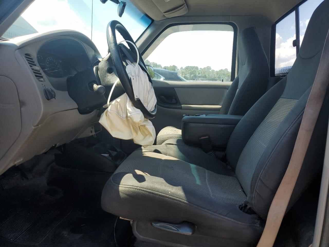 2001 Mazda B2500 Black vin: 4F4YR12C01TM04333