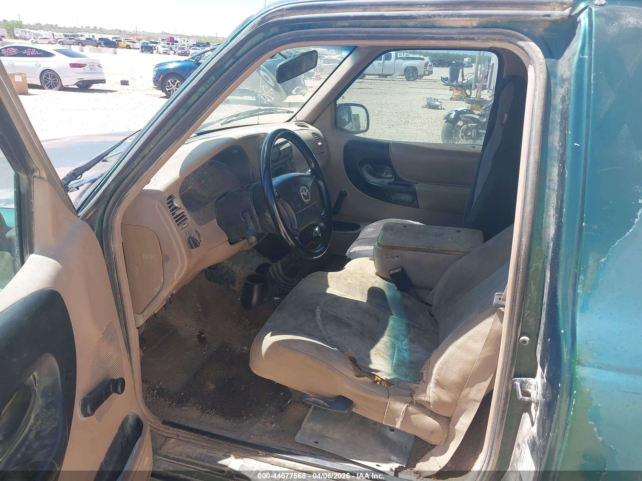 2001 Mazda B2300 Se/sx Green vin: 4F4YR12C01TM12142