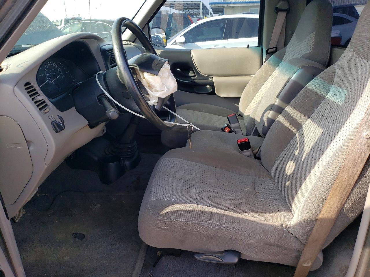 1999 Mazda B2500 Серый vin: 4F4YR12C1XTM21540