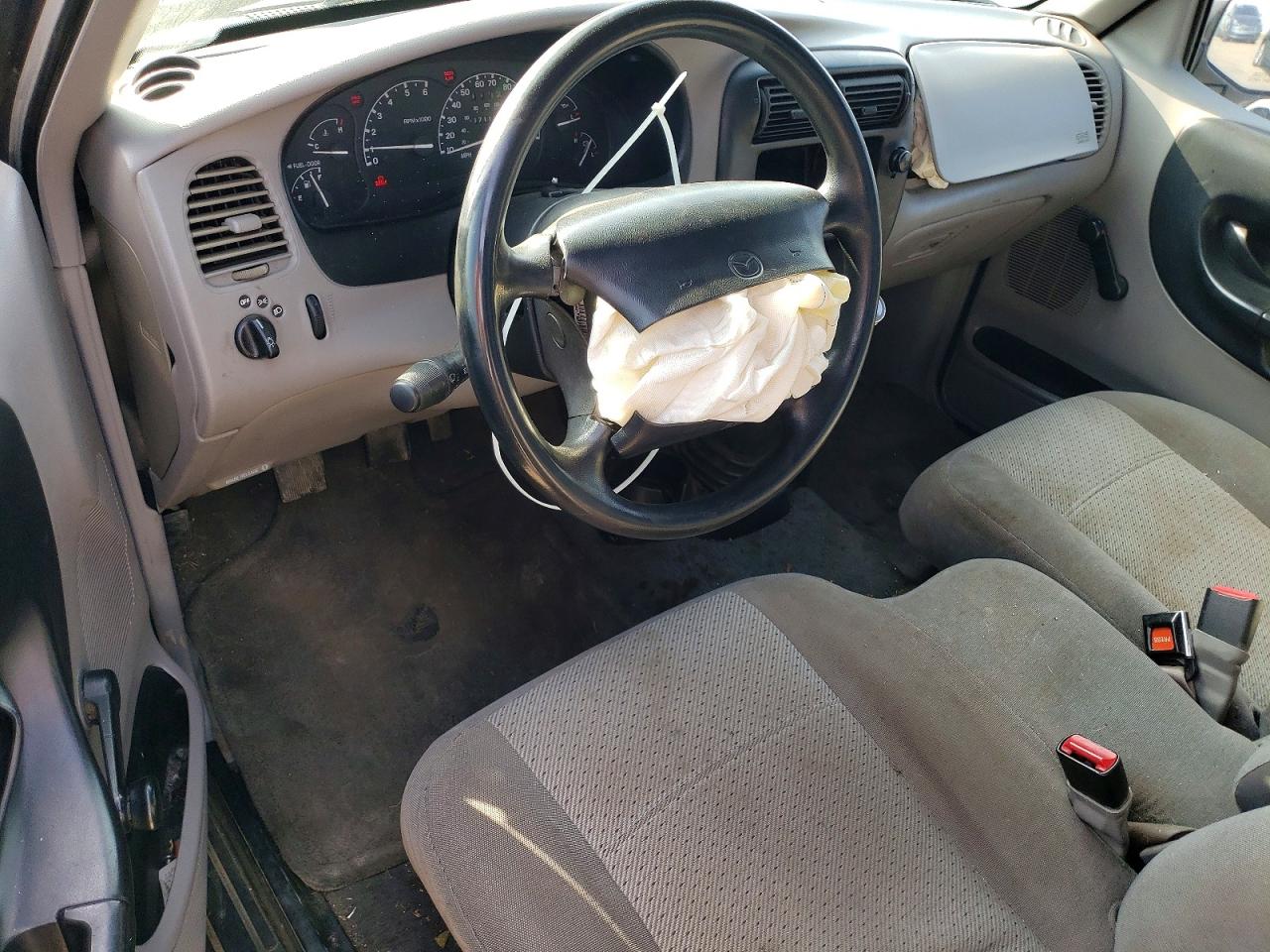 1999 Mazda B2500 Серый vin: 4F4YR12C1XTM21540