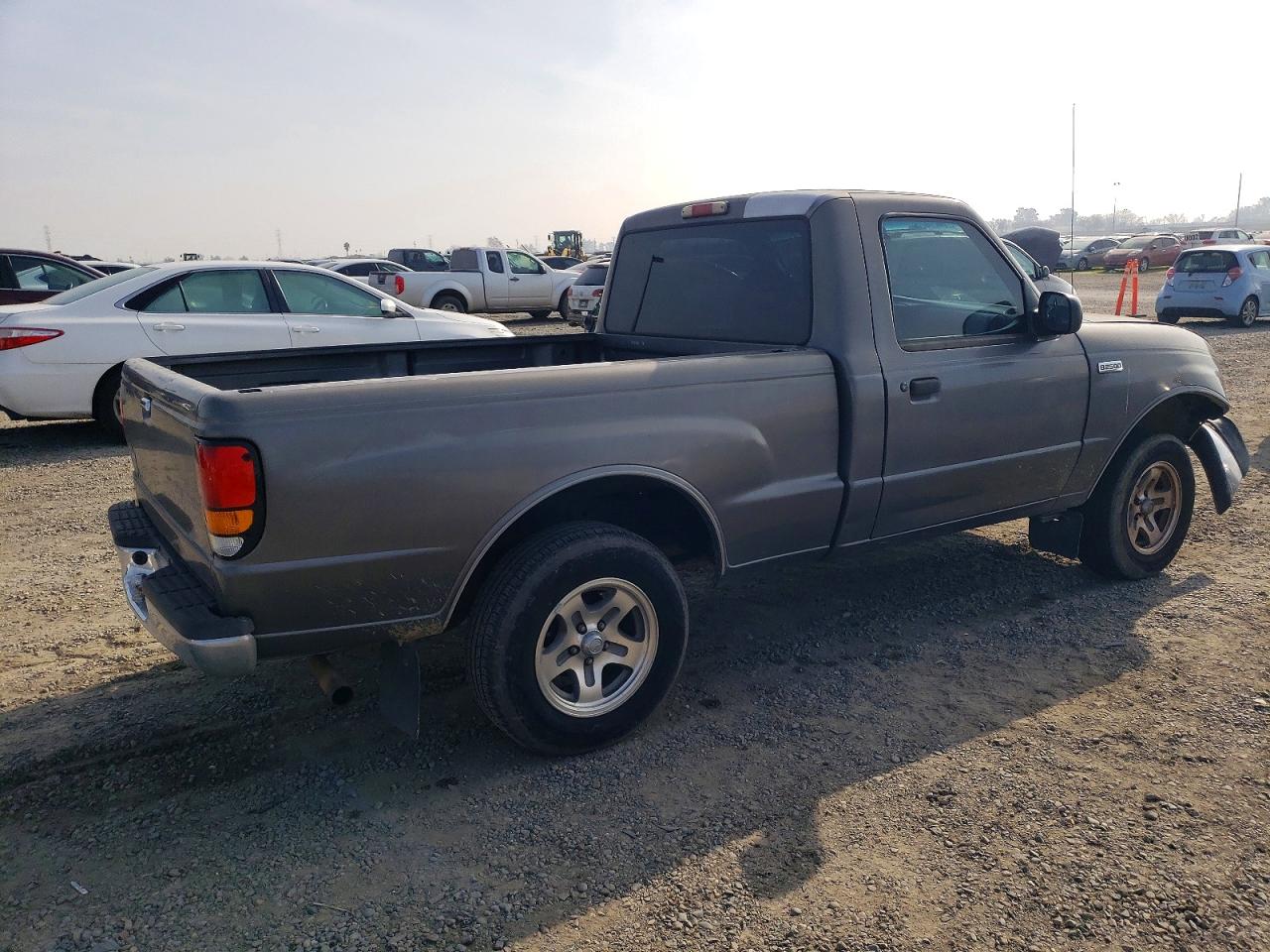 1999 Mazda B2500 Серый vin: 4F4YR12C1XTM21540
