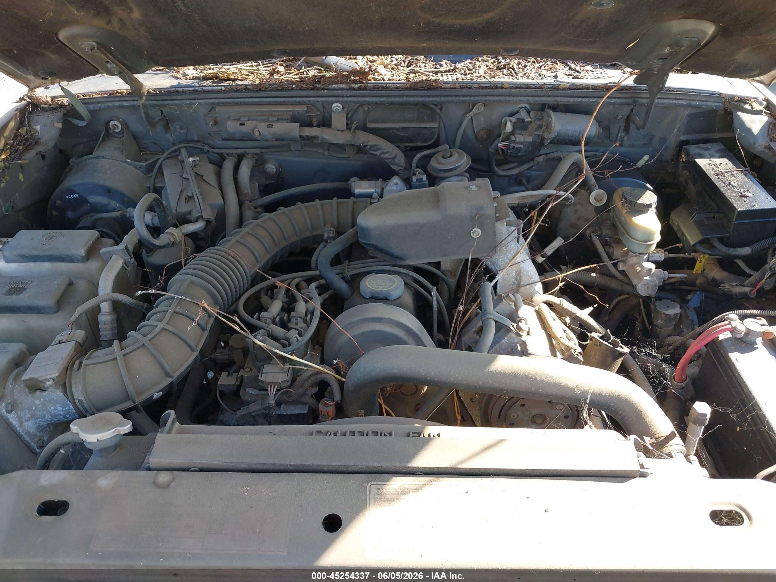 1999 Mazda B2500   Gray vin: 4F4YR12C1XTM27838