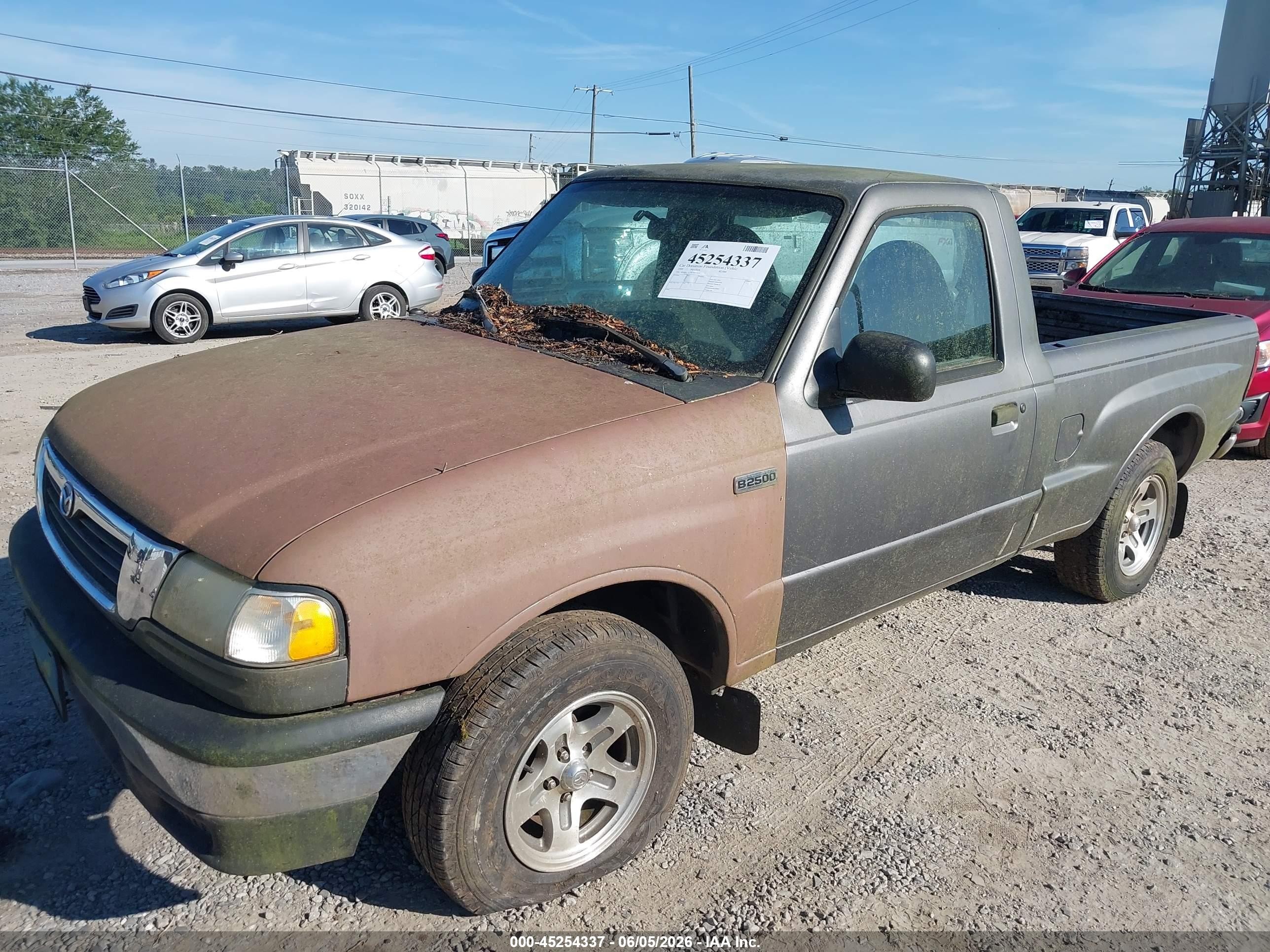 1999 Mazda B2500   Gray vin: 4F4YR12C1XTM27838