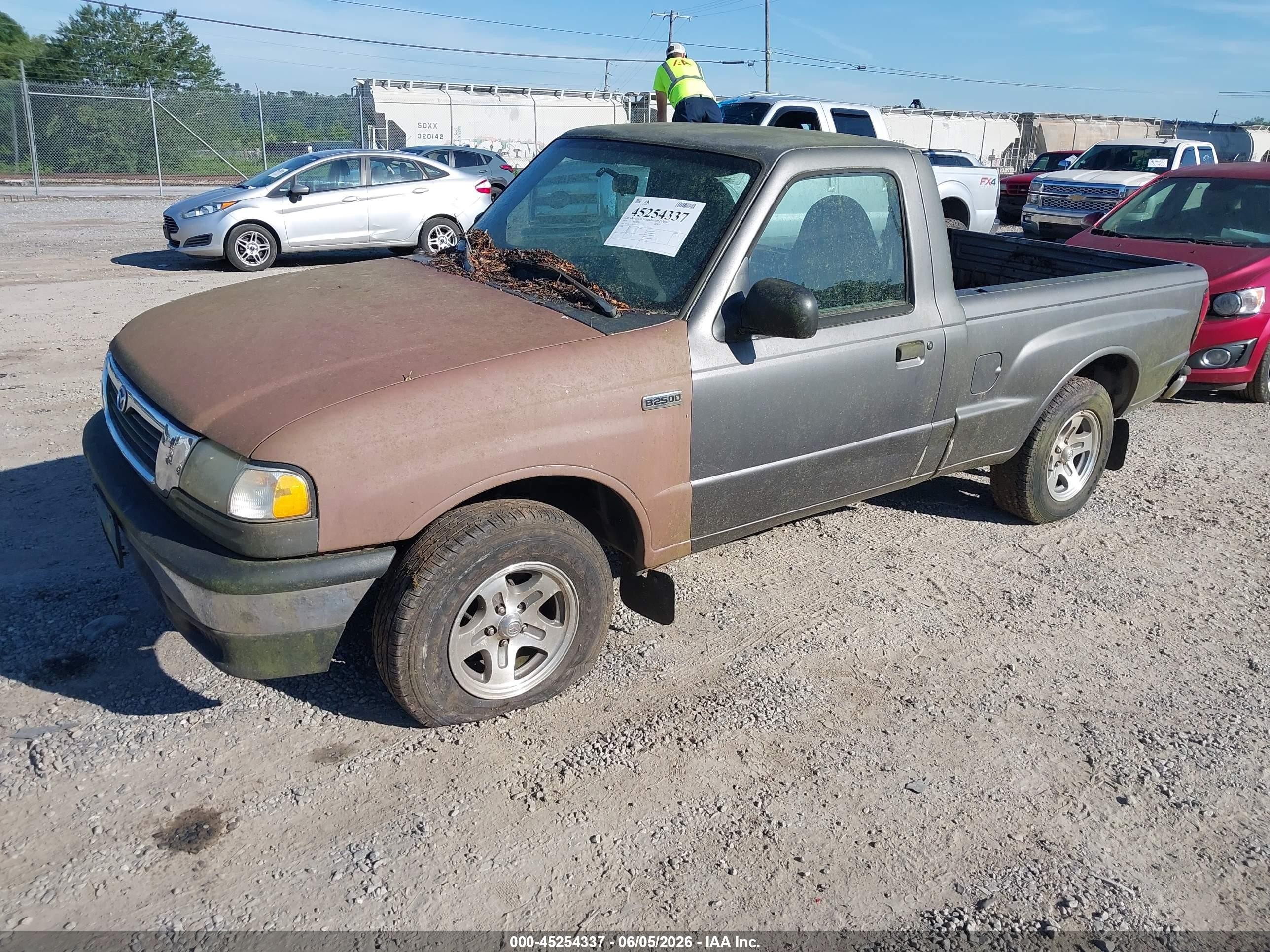 1999 Mazda B2500   Gray vin: 4F4YR12C1XTM27838
