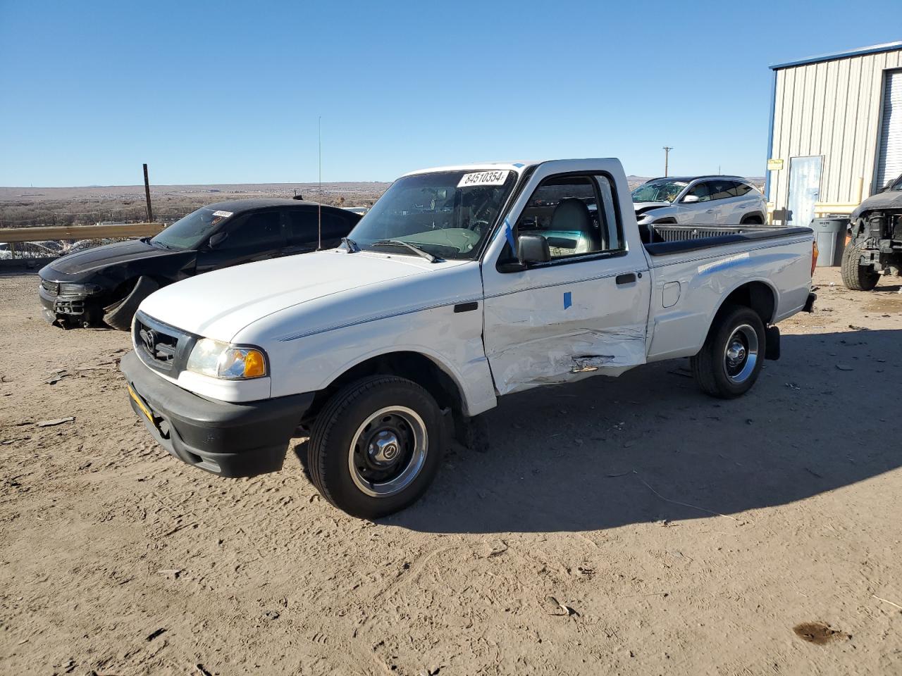 2001 Mazda B2500  White vin: 4F4YR12C21TM09582