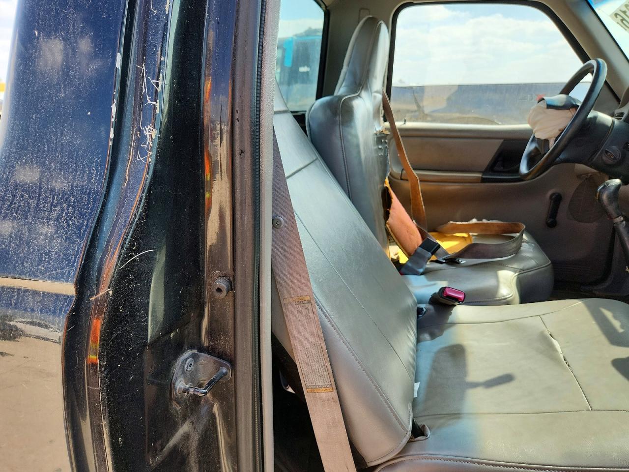 1999 Mazda B2500 Черный vin: 4F4YR12C2XTM21840