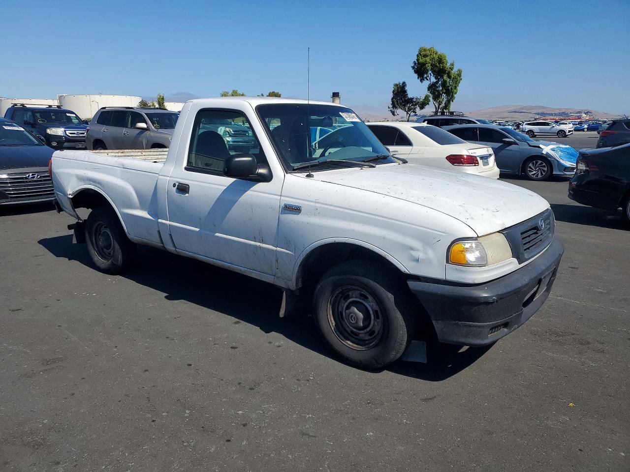 1999 Mazda B2500 White vin: 4F4YR12C2XTM32868