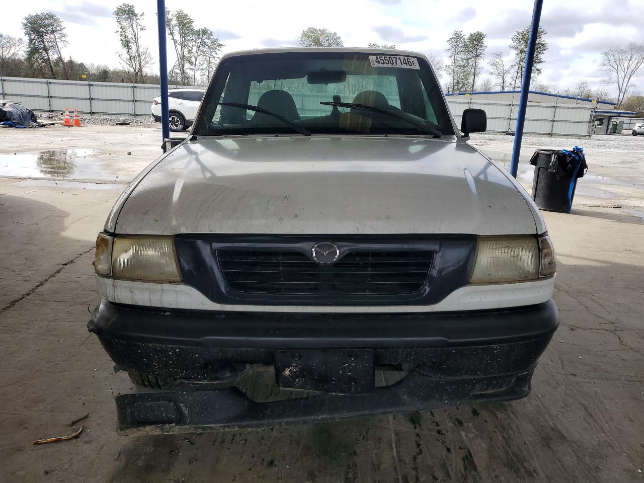 1999 Mazda B2500 White vin: 4F4YR12C2XTM33325