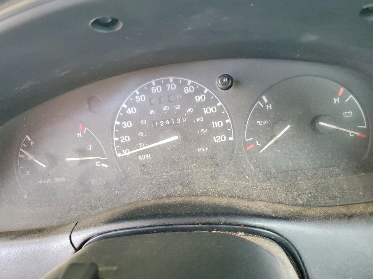 1999 Mazda B2500 White vin: 4F4YR12C2XTM33325