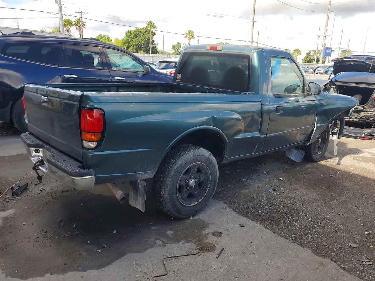 1999 Mazda B2500 Зеленый vin: 4F4YR12C2XTM44633