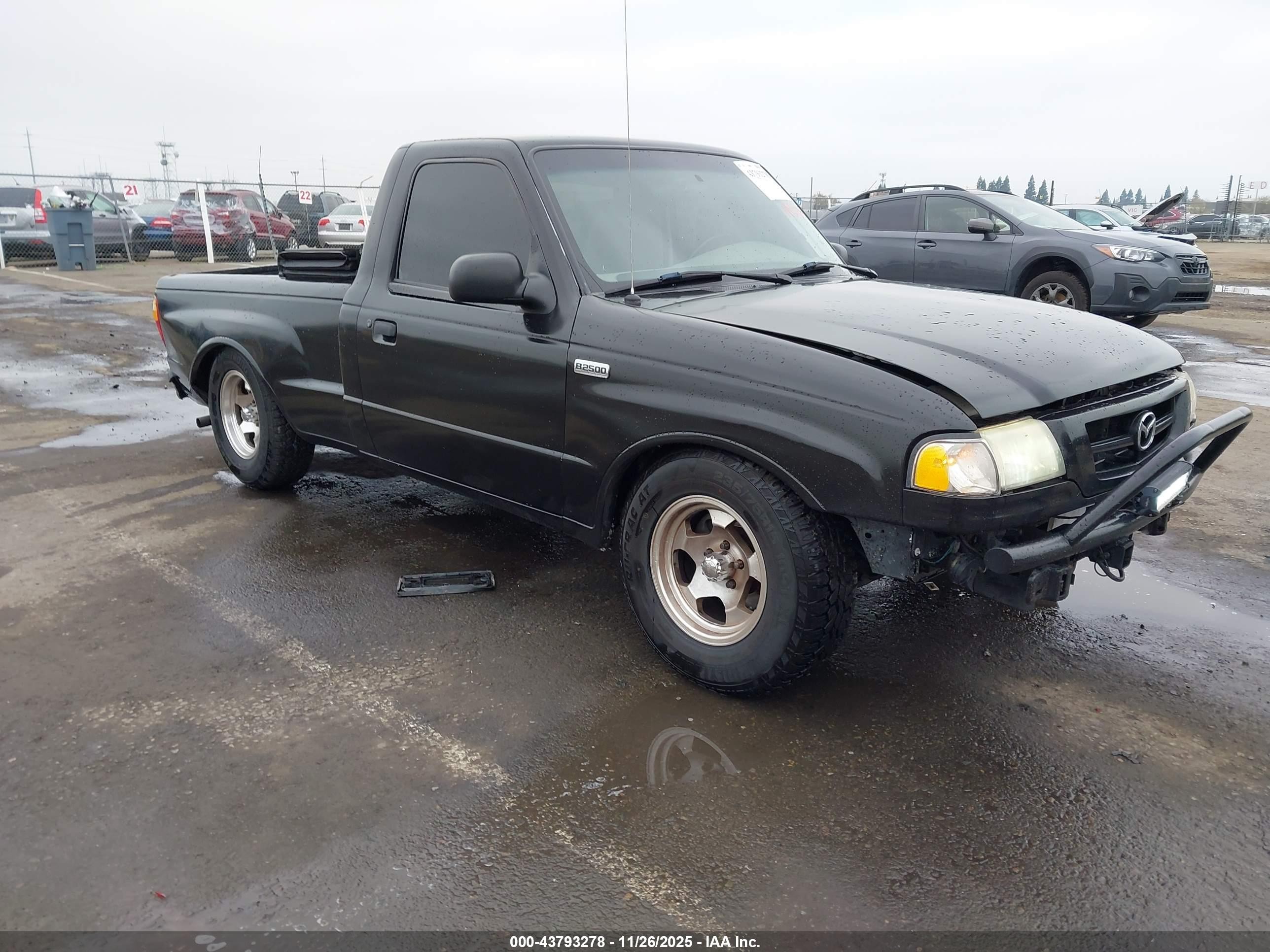 2001 Mazda B2300 Se/sx Black vin: 4F4YR12C31TM04374
