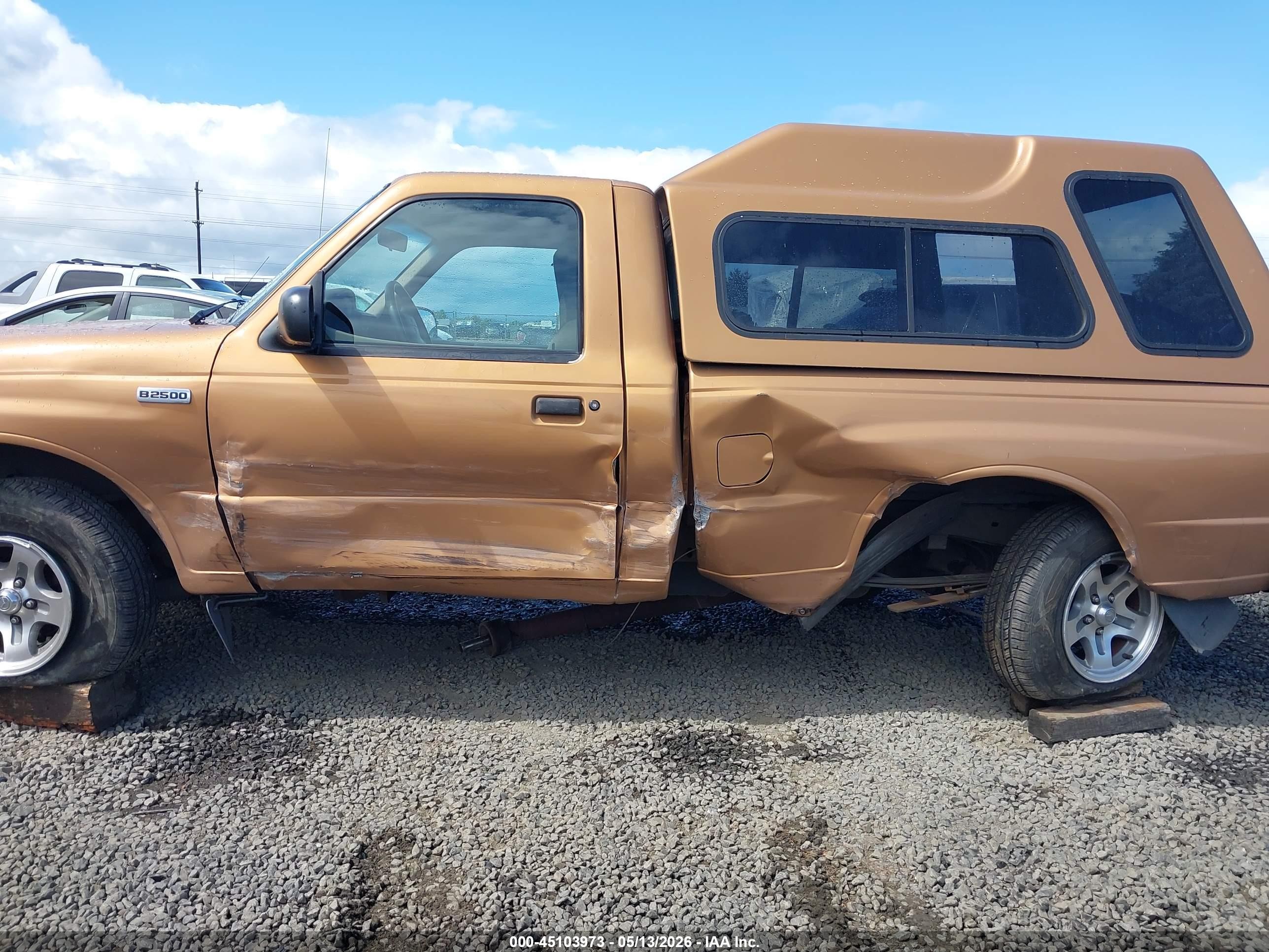 1999 Mazda B2500 Se/sx/tl Оранжевый vin: 4F4YR12C3XTM01936