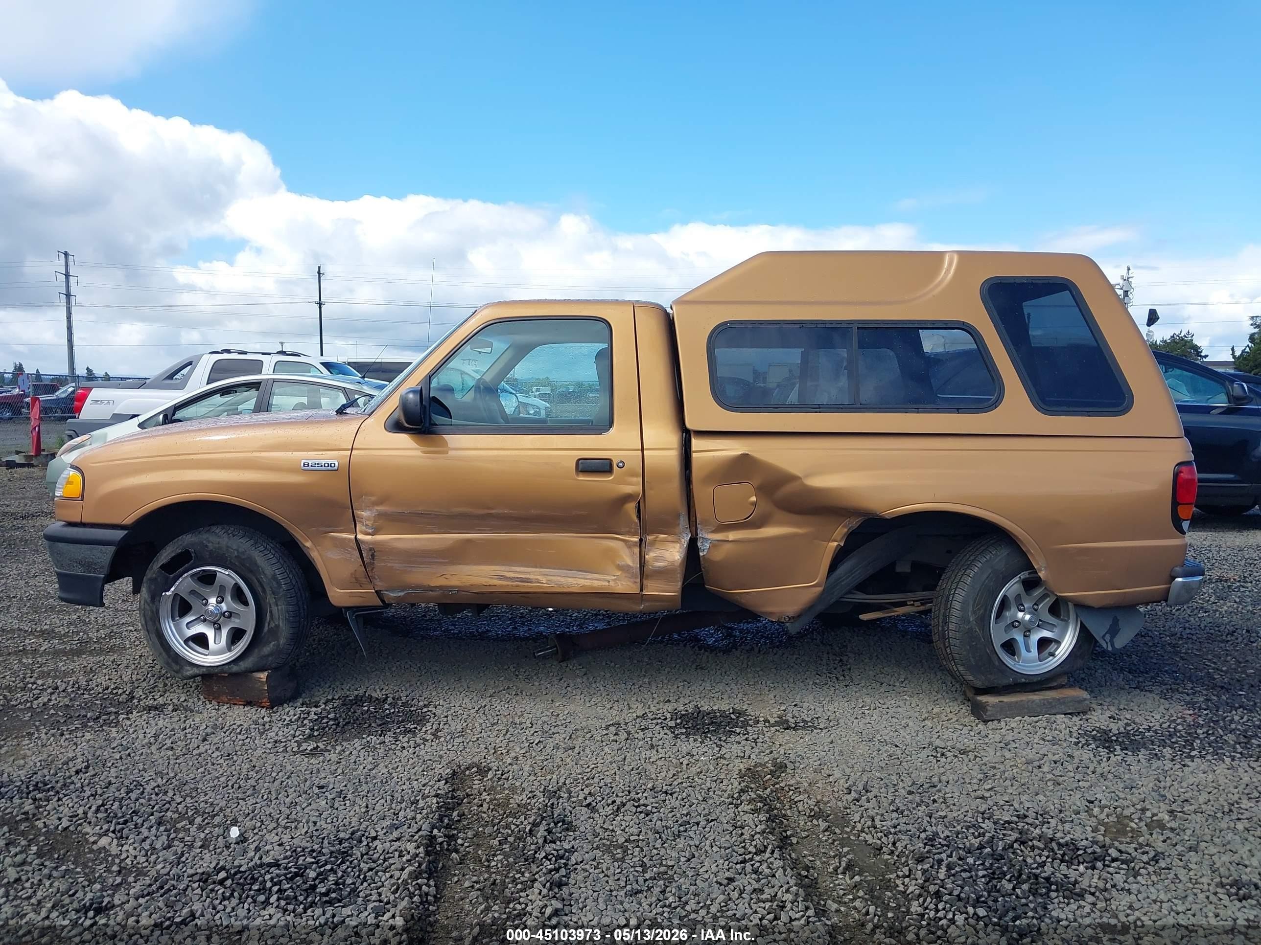 1999 Mazda B2500 Se/sx/tl Оранжевый vin: 4F4YR12C3XTM01936