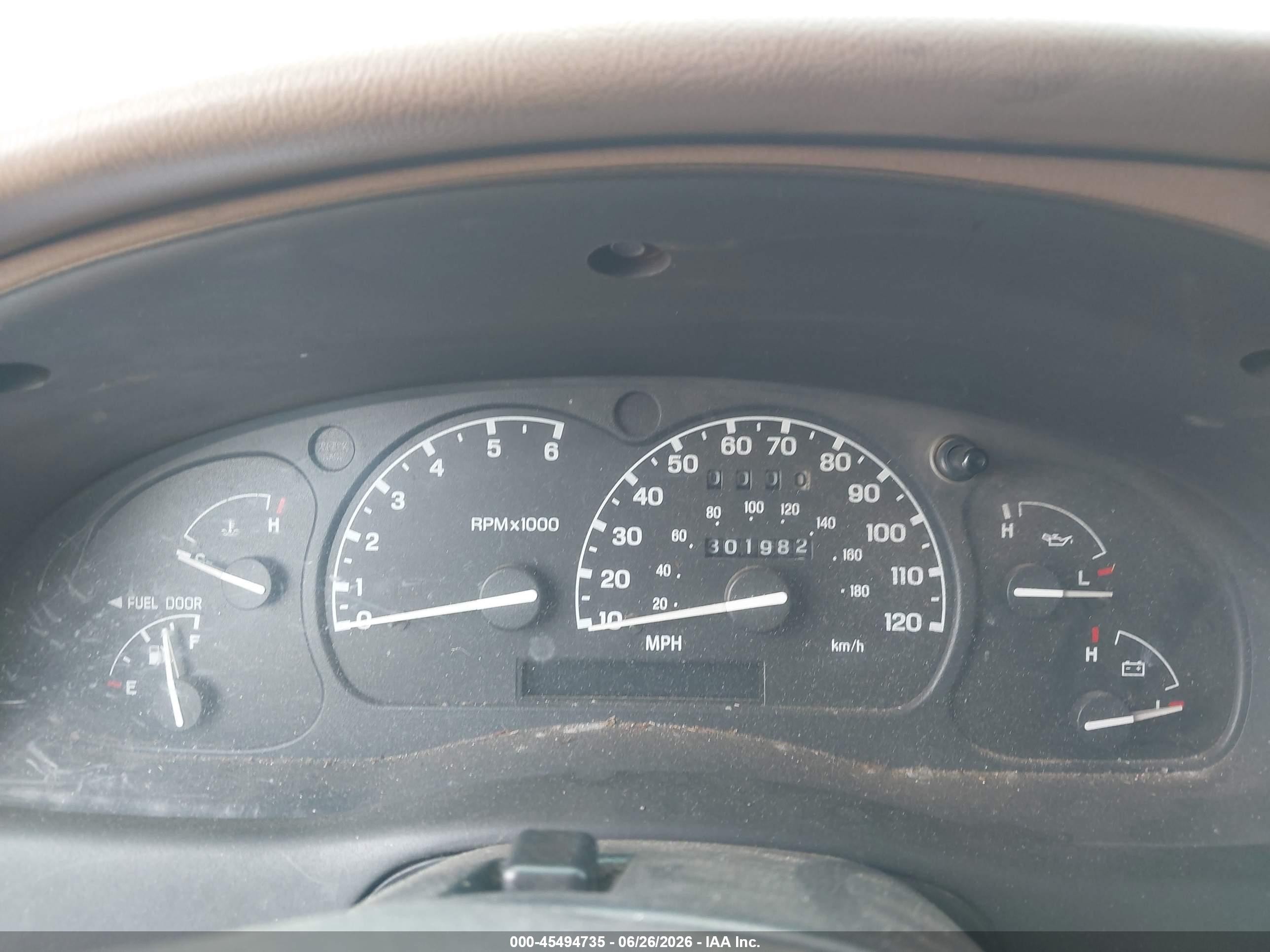 1999 Mazda B2500 Se/sx/tl White vin: 4F4YR12C4XTM17174